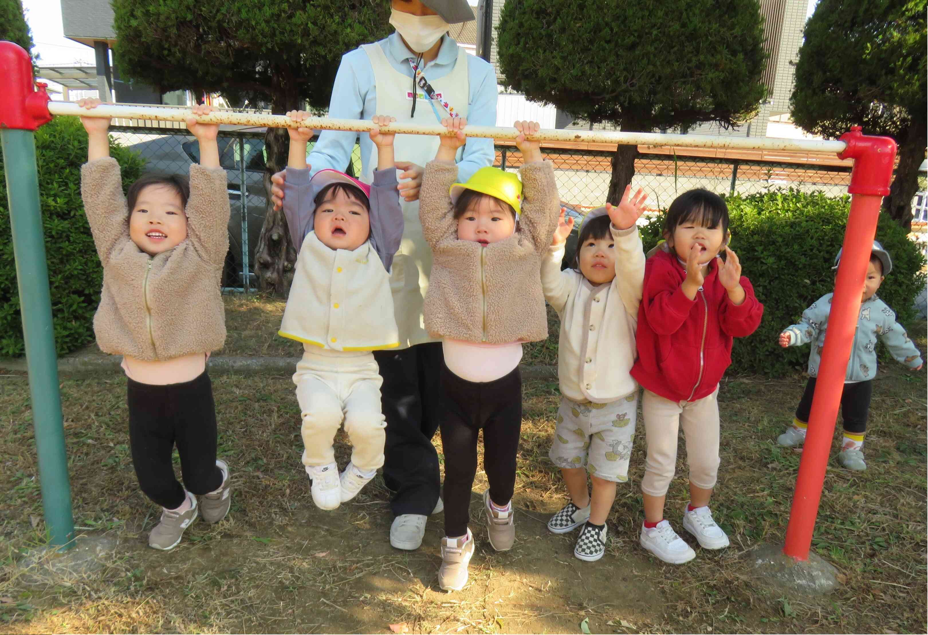 みんなでせーの、ぶら～ん♪