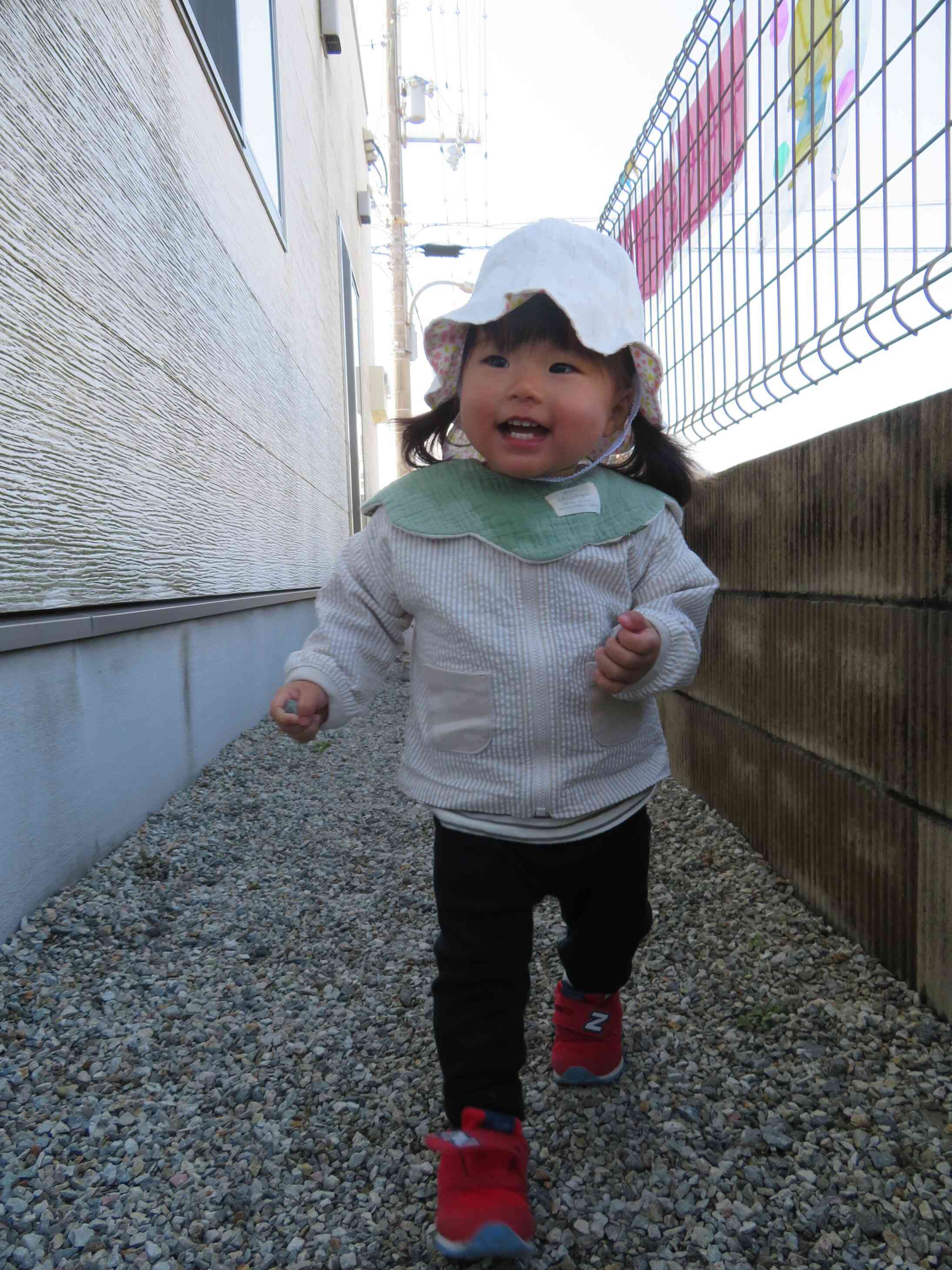 上手にしっかり歩けるようになったよ♬