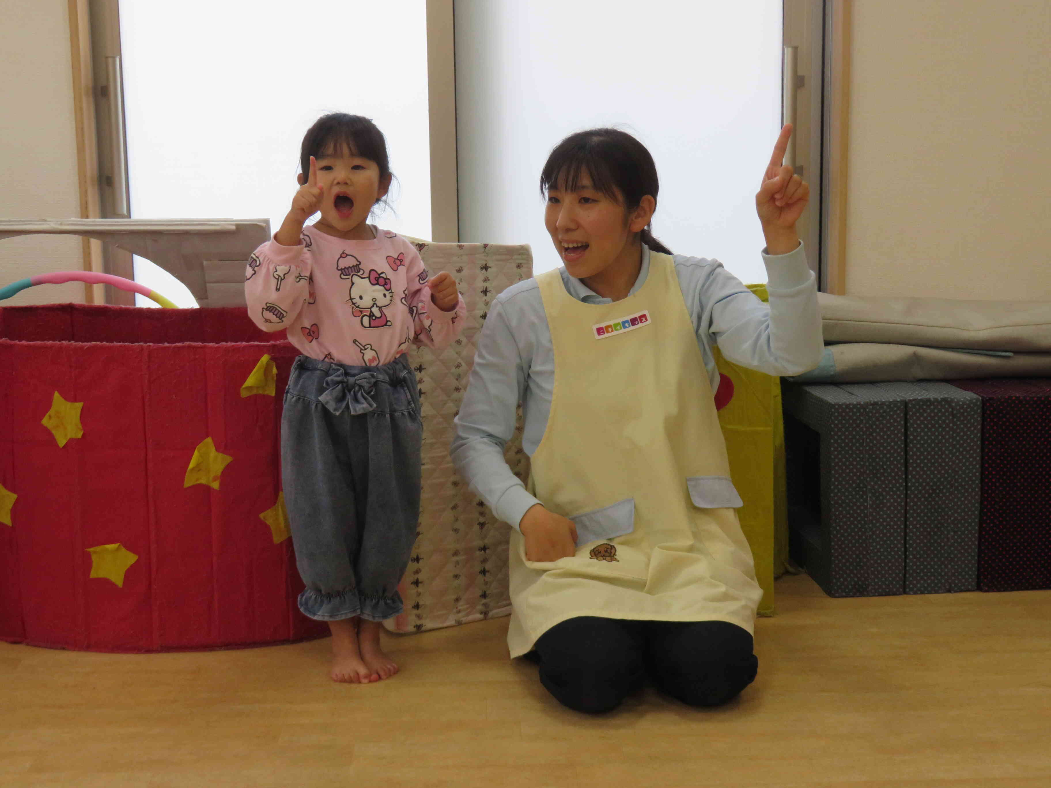 大きな声でお歌を歌ってくれています♪