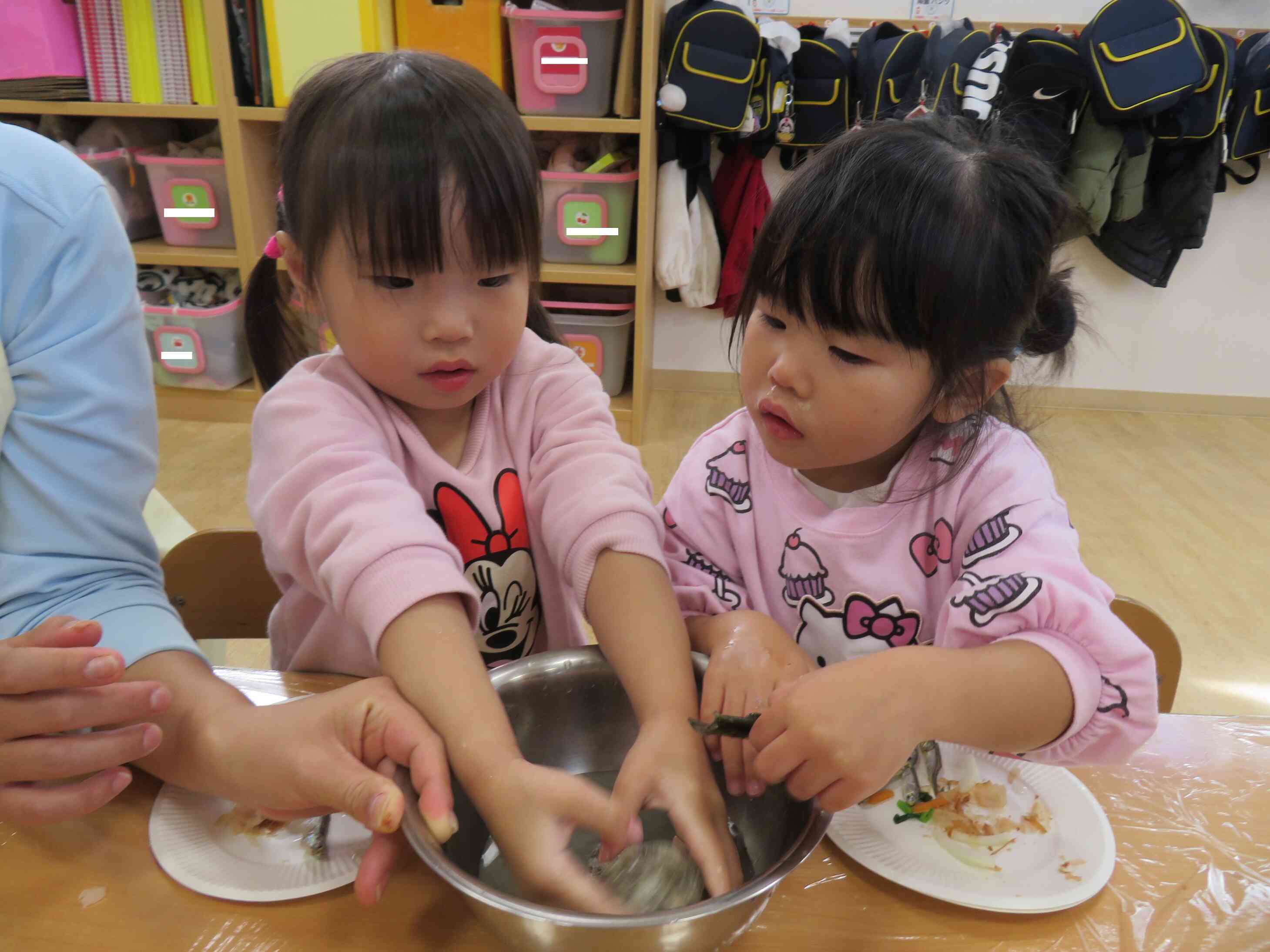 私たちはcooking中…♩