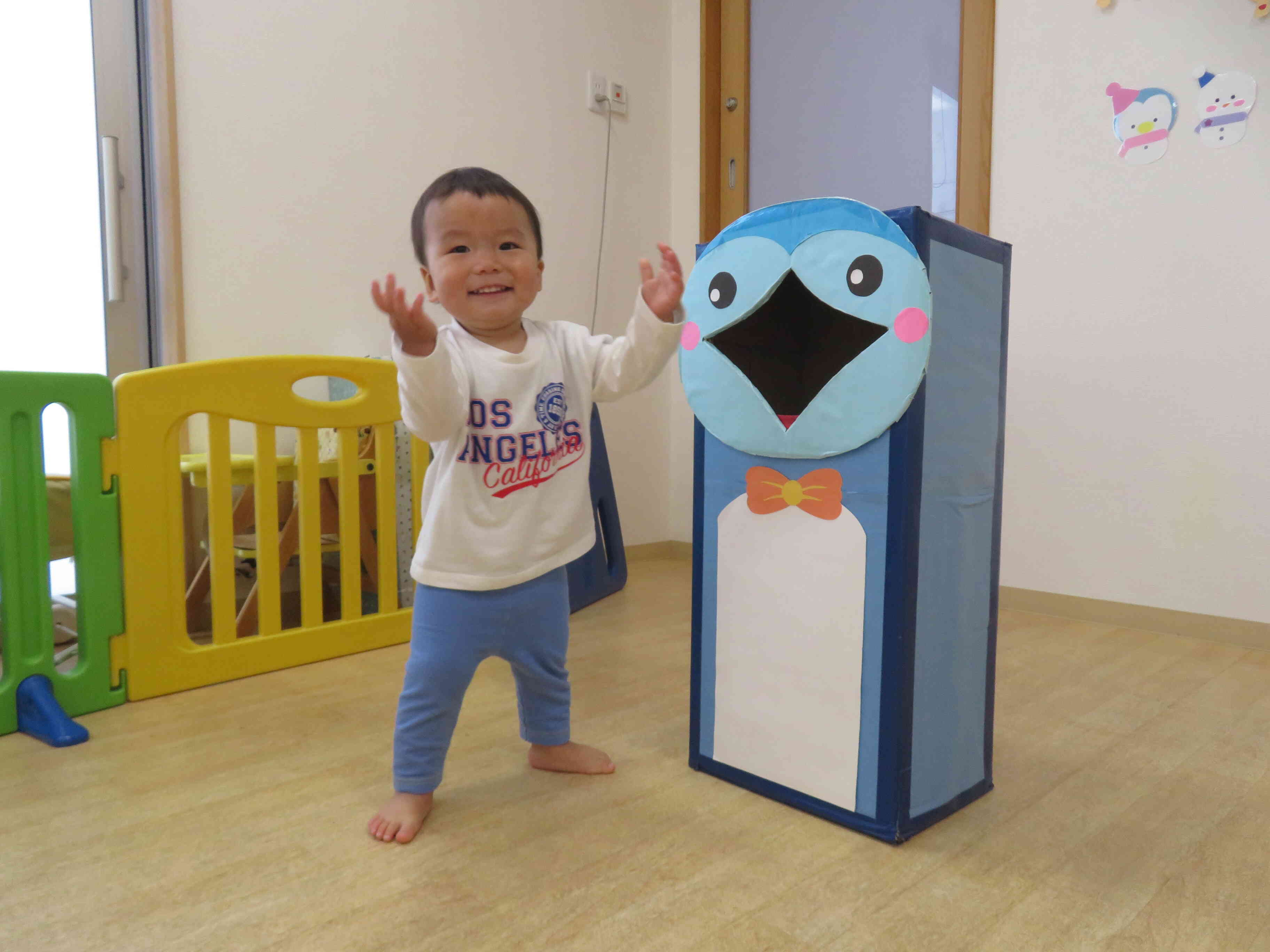 ボール＆新聞紙遊び♪