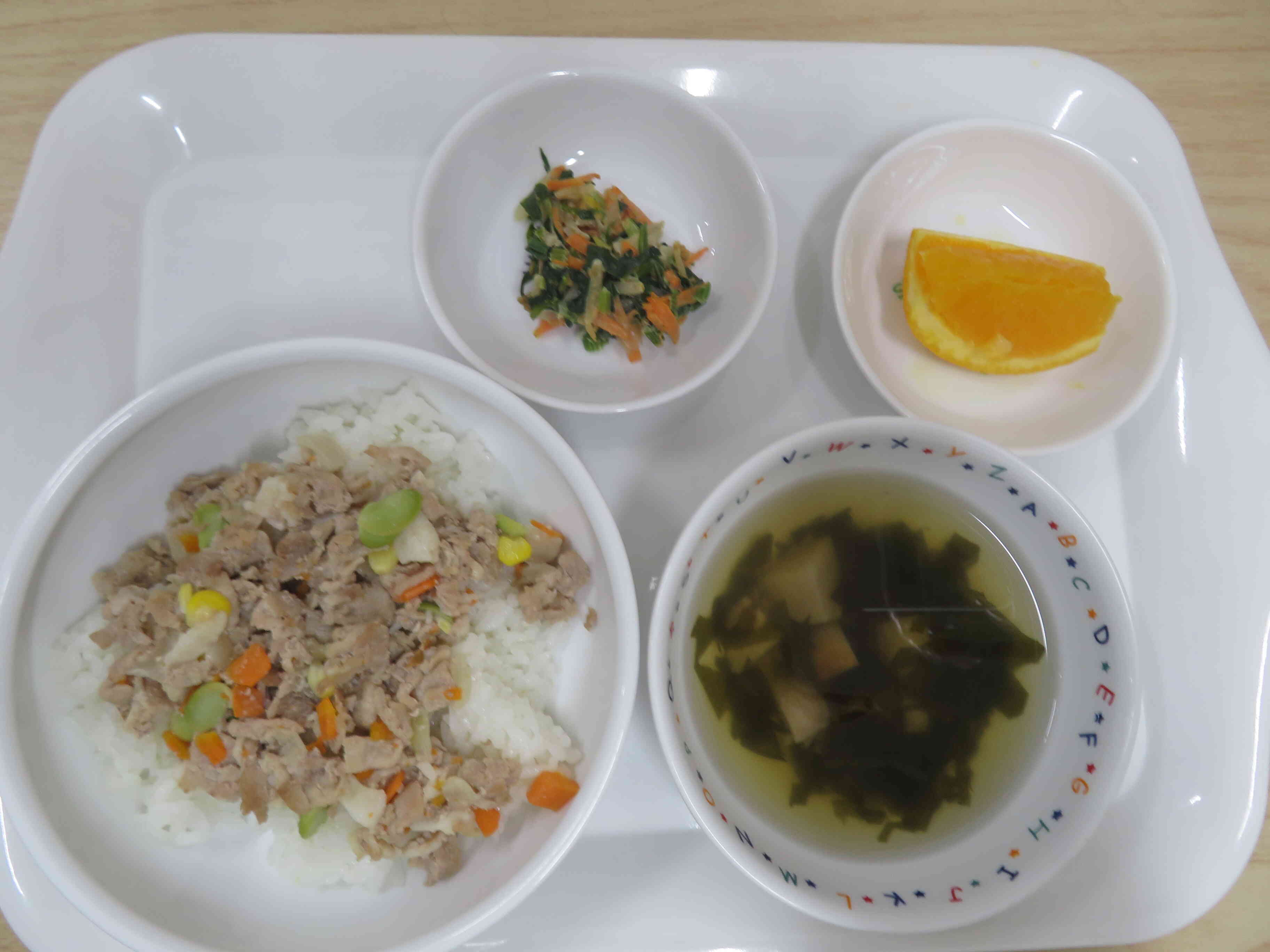 ☆１２月１1日(木)　献立のご紹介☆