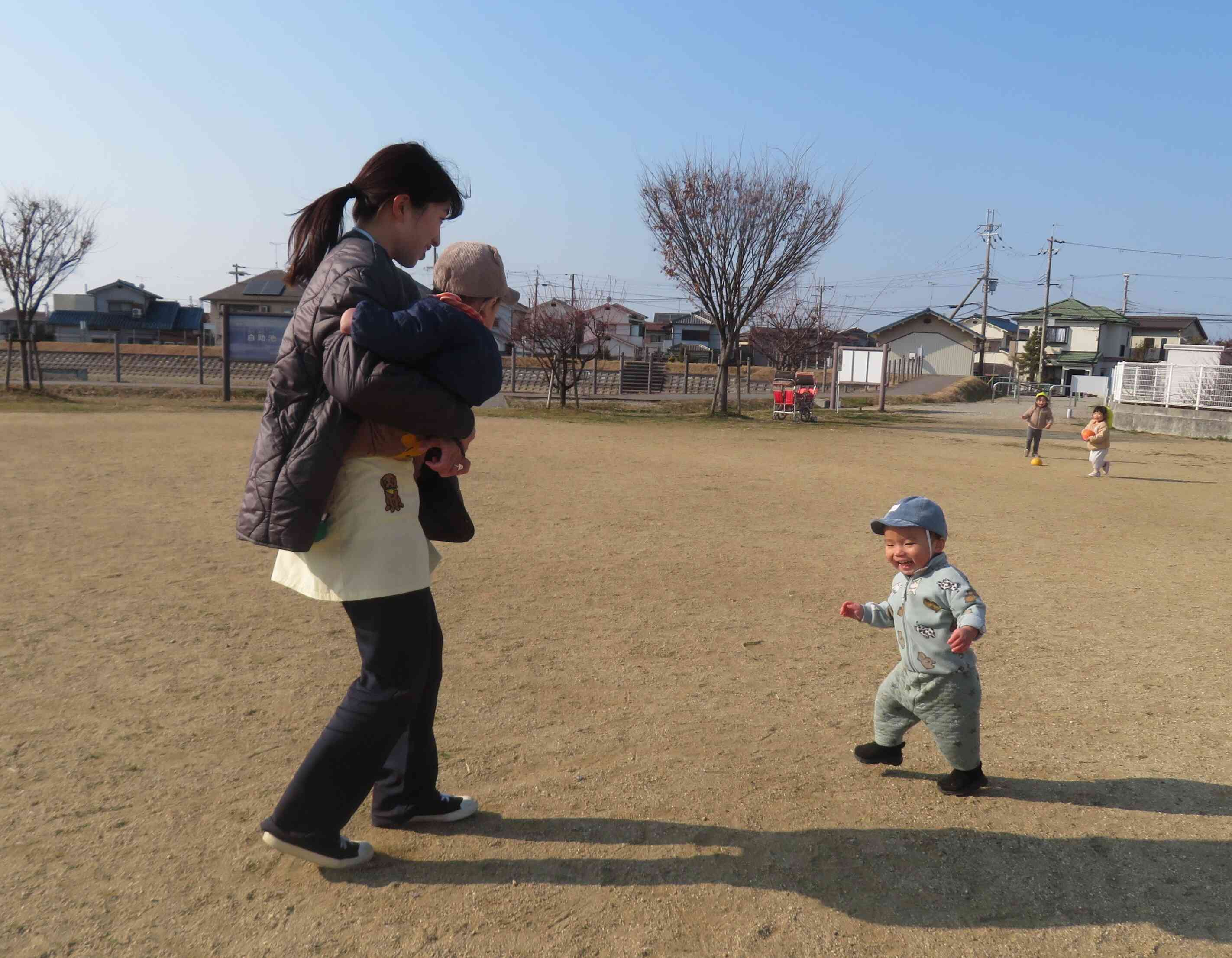 いっち、に、いっち、に！