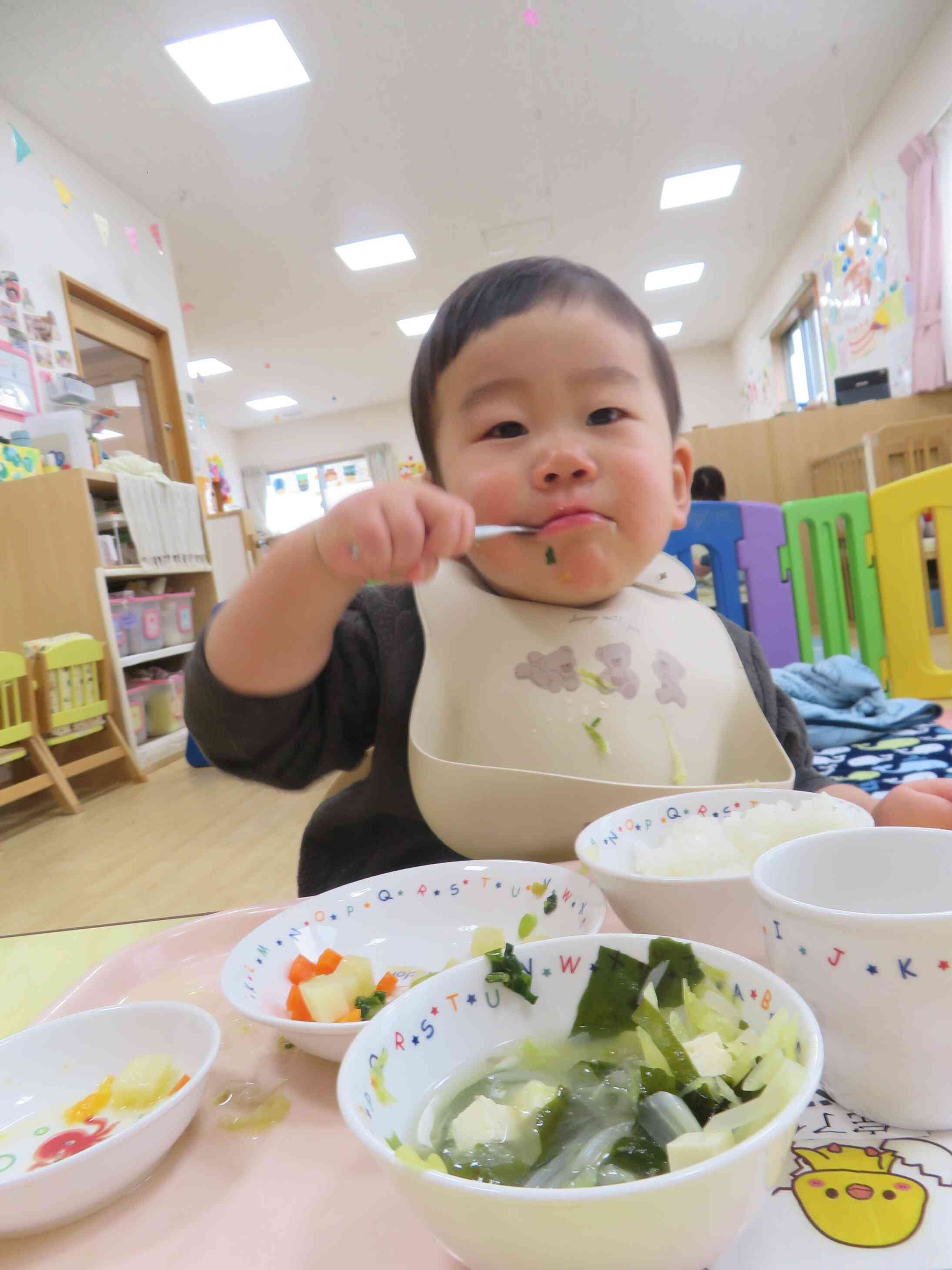 モリモリ食べちゃった♪美味しい給食ありがとう♡
