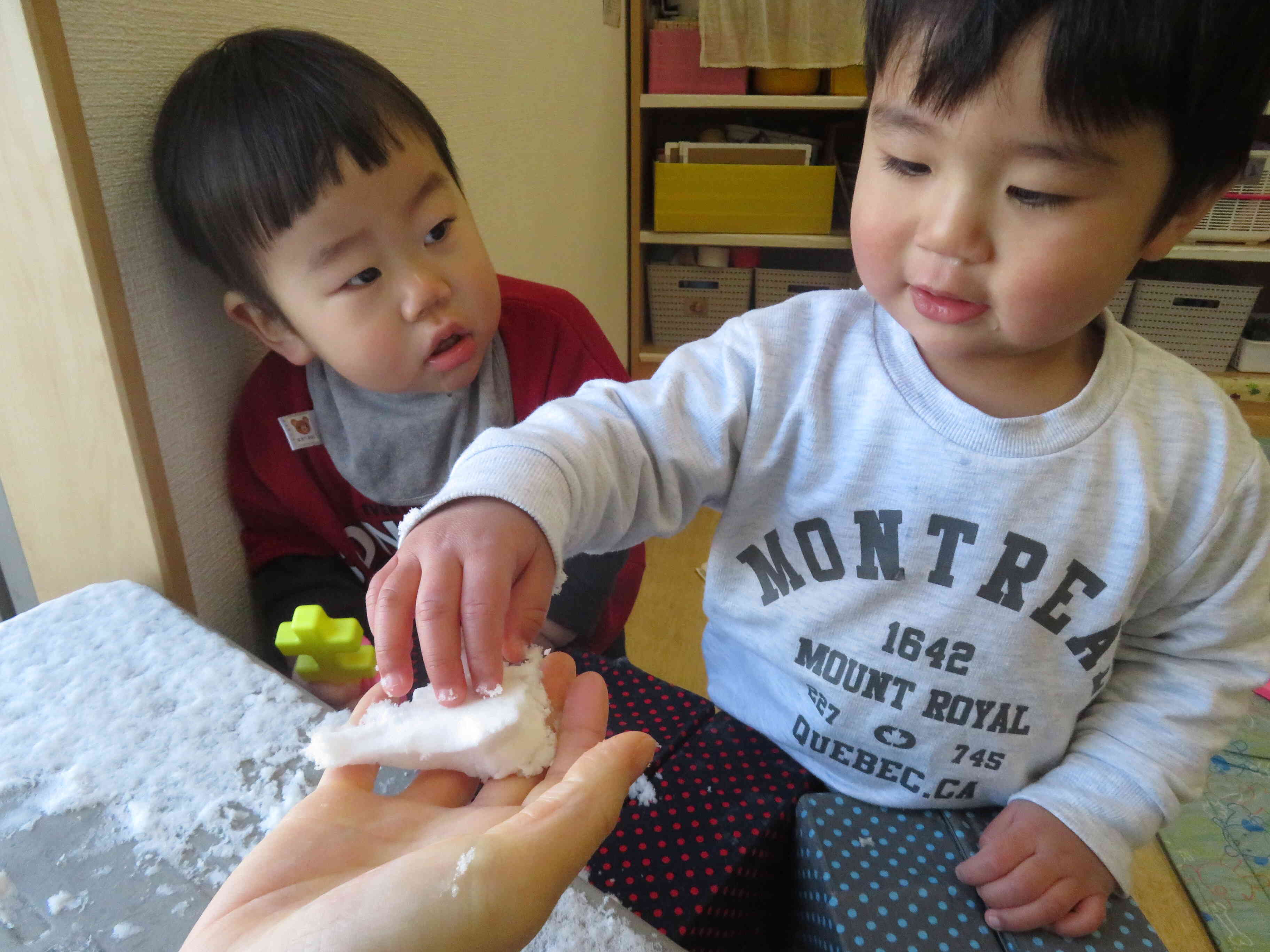 冷たい！雪！雪！雪！