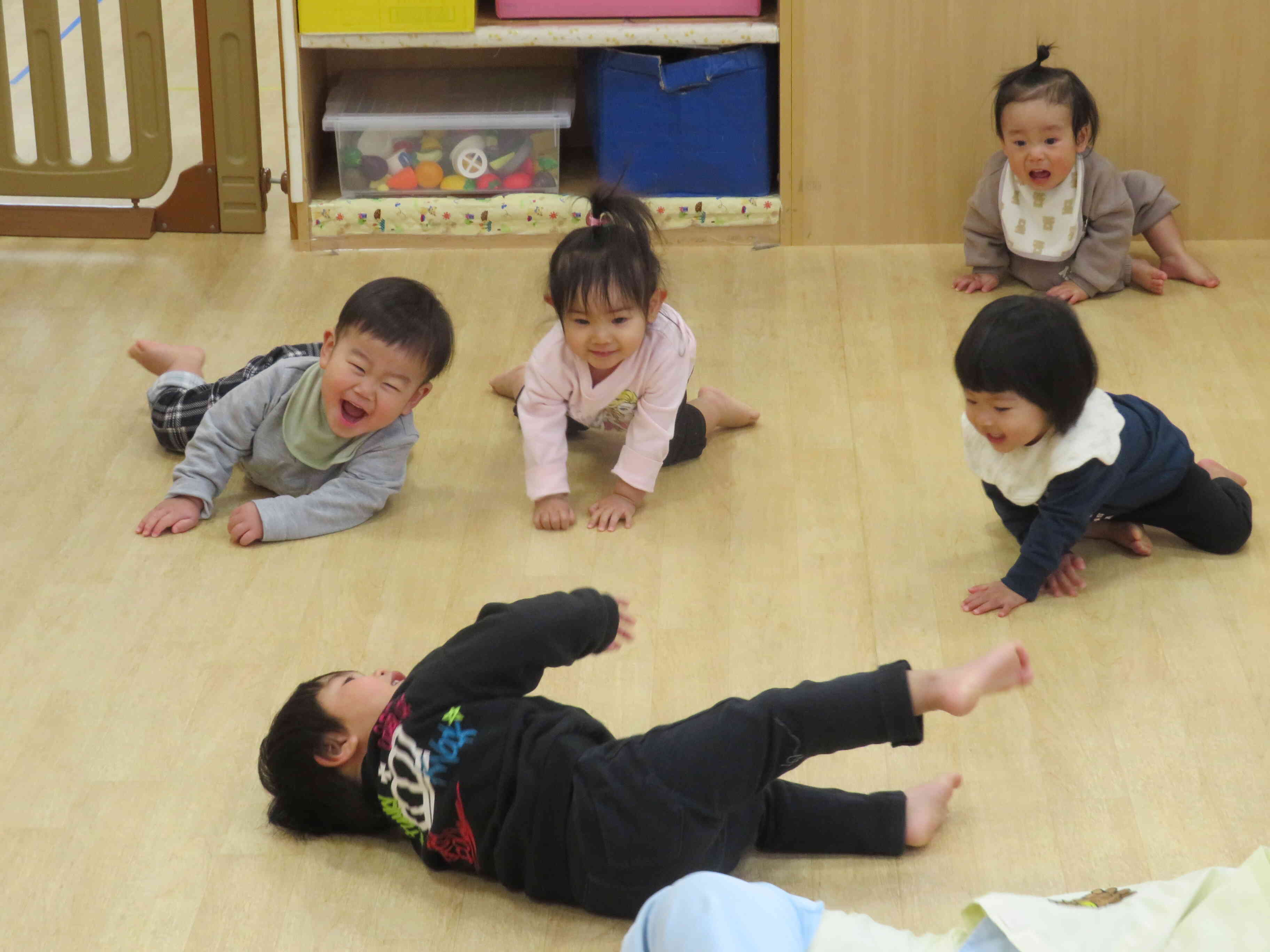 動物の模倣をしながらのハイハイレースは、楽しかったぁ～♬