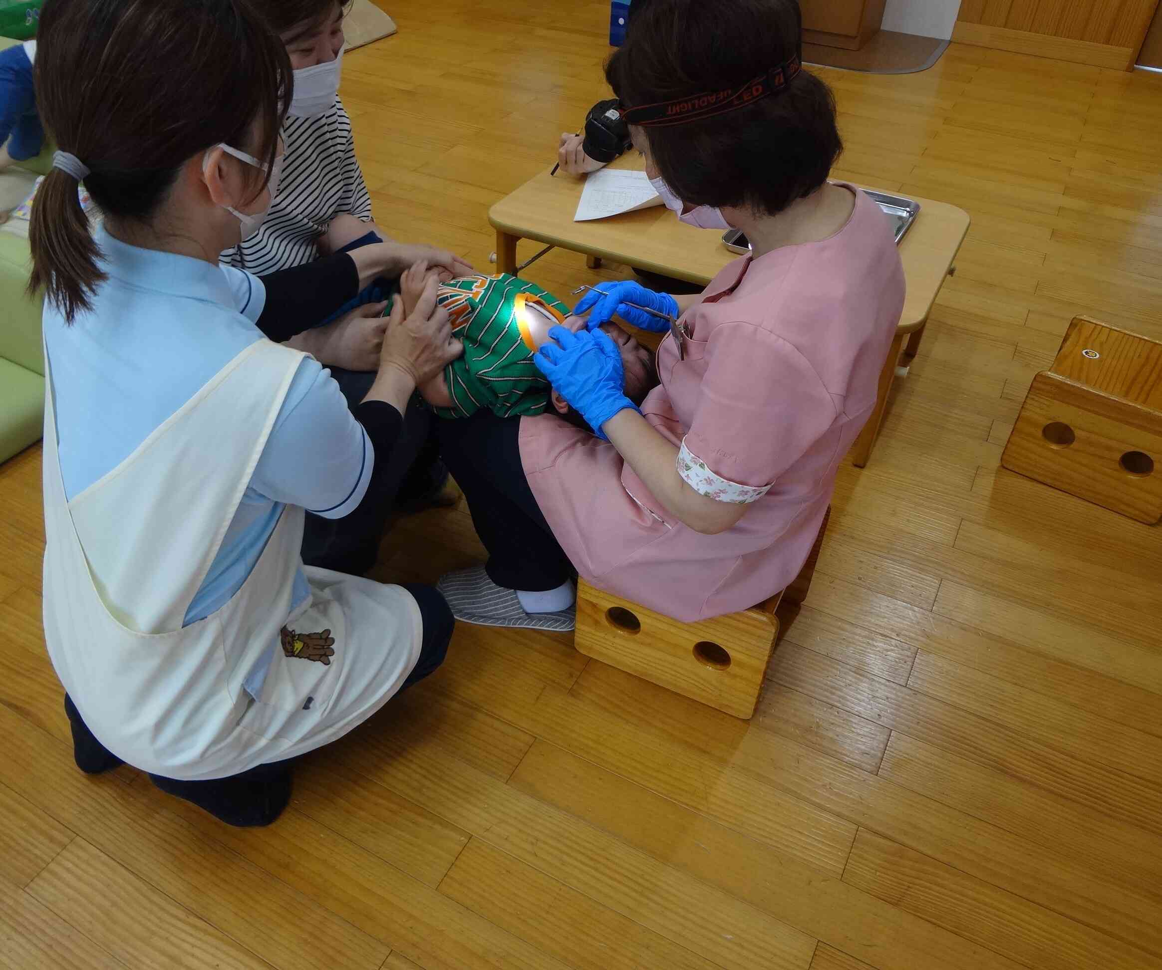 いちばん小さいRくんもがんばったよ！これからも歯の健康にも気をつけていきたいと思います。