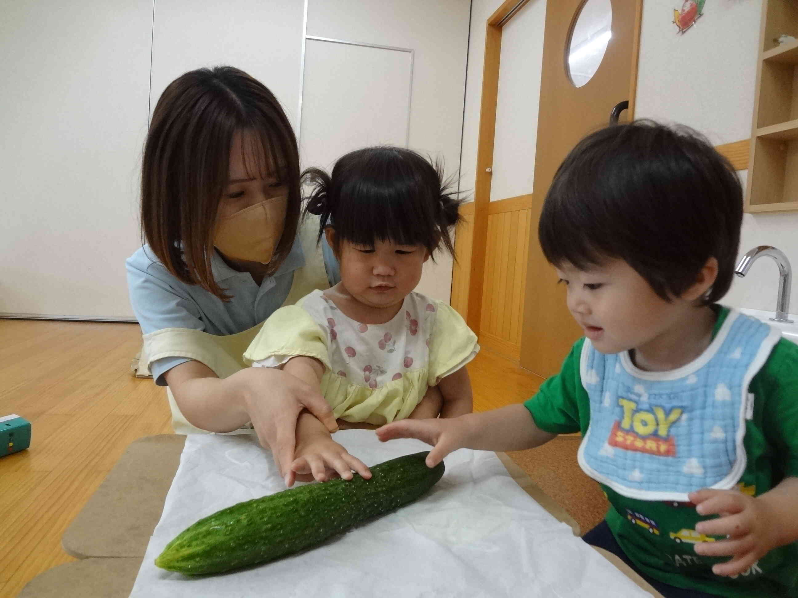 ぼくたちも触ってみるね！