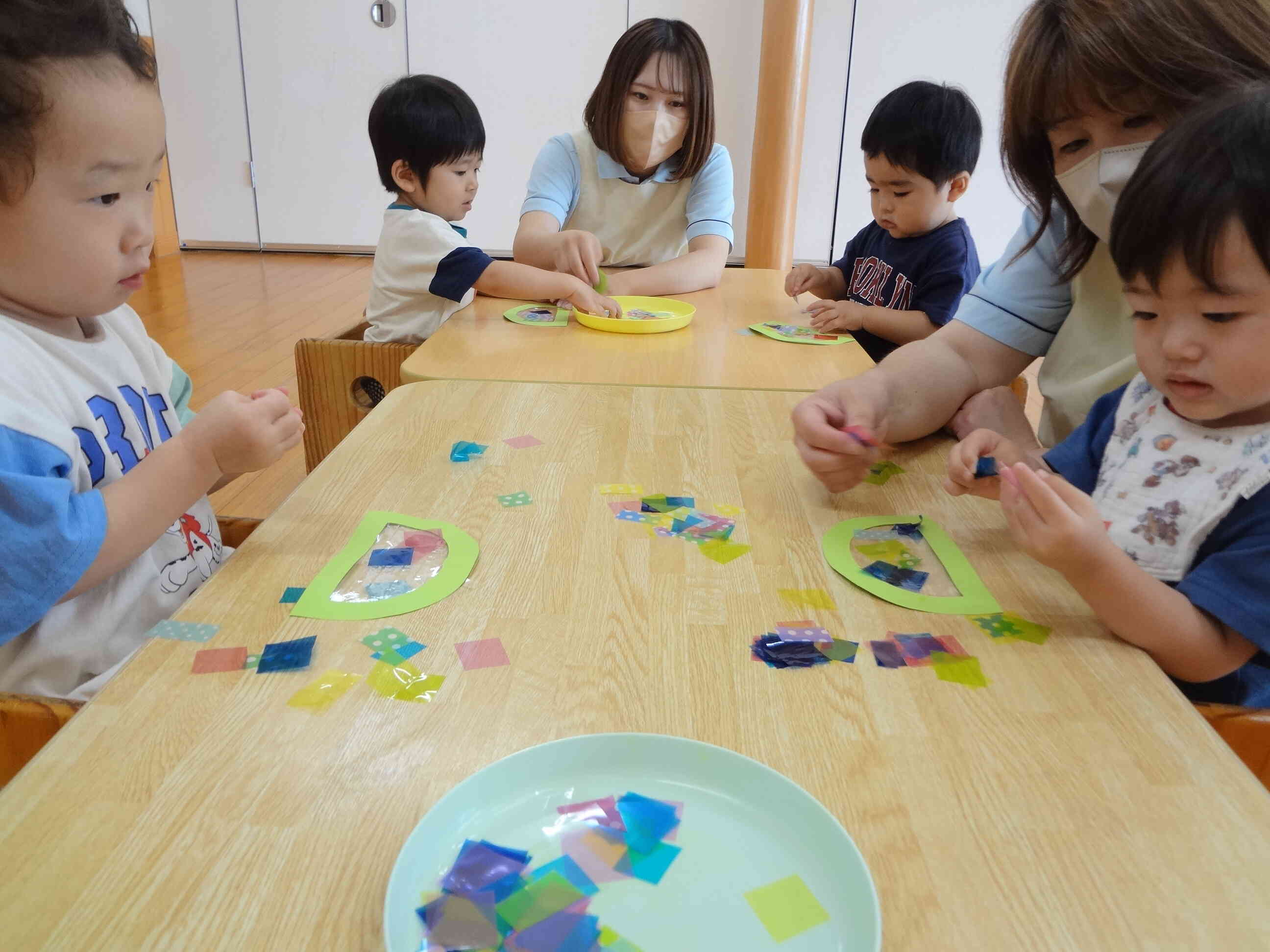 光を通すおもしろさを知ろう