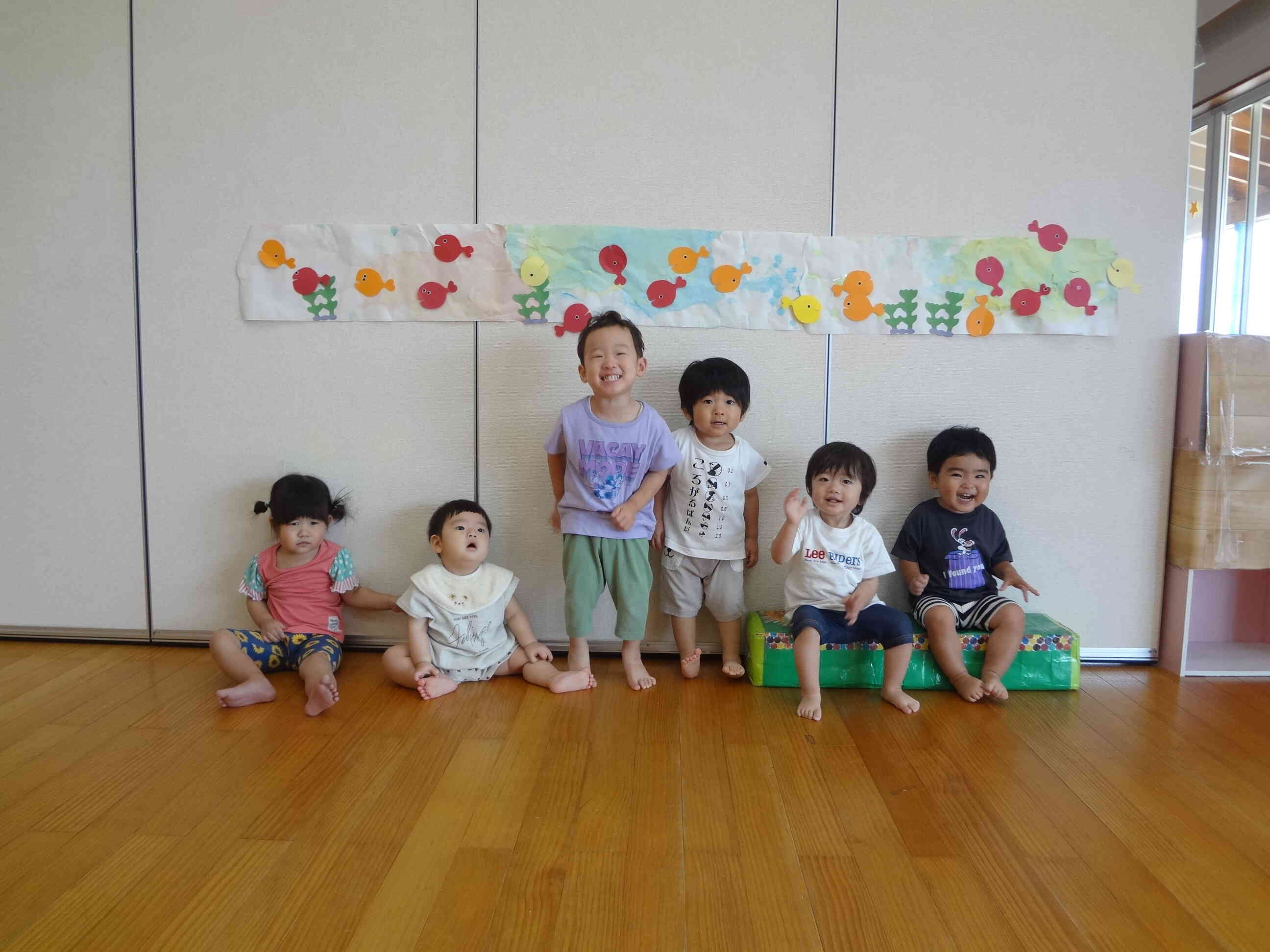 にげたきんぎょをつかまえて記念撮影！