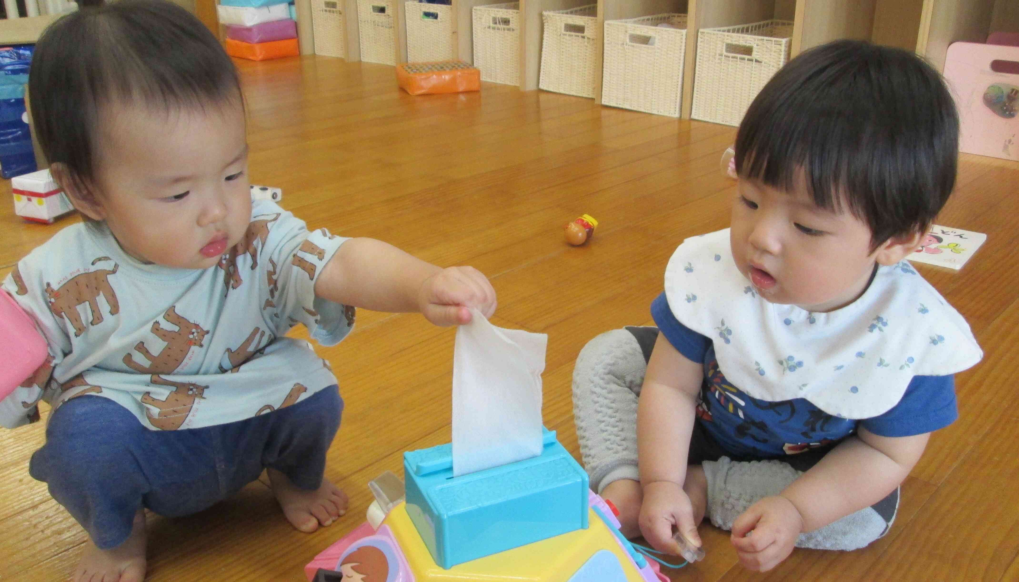 お友だちと一緒に楽しいね!