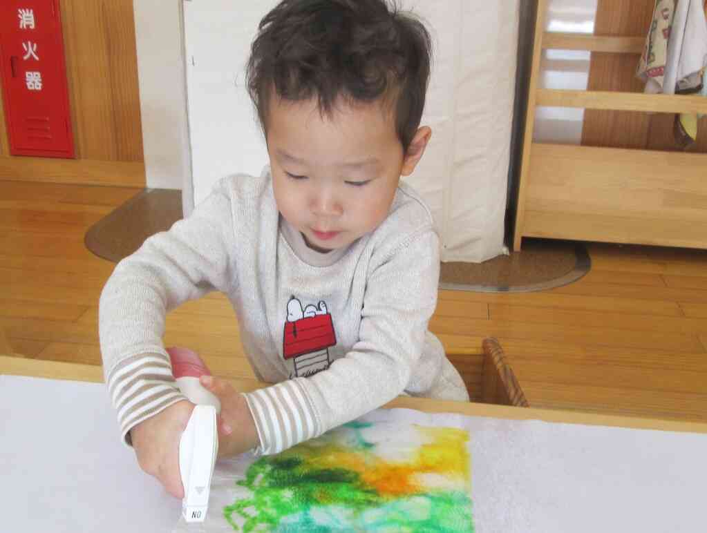 にじみ絵に挑戦中！