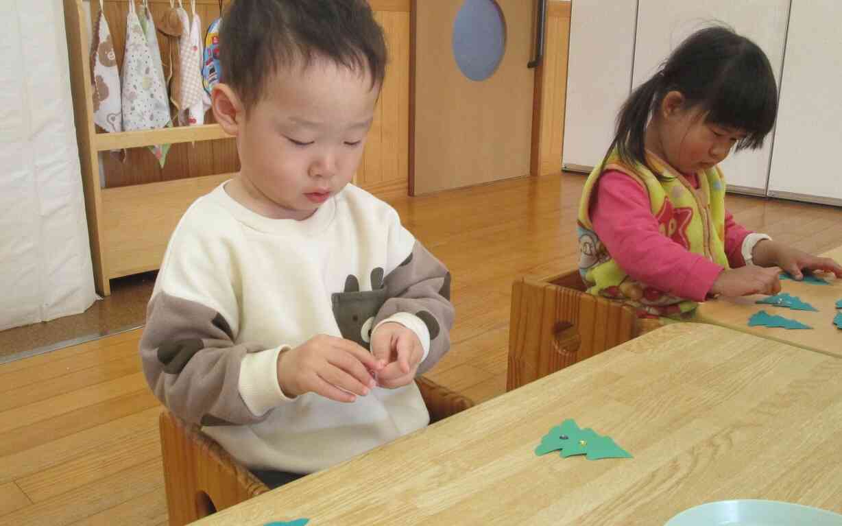 クリスマス製作①（ガーランド）