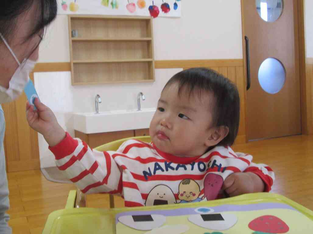 「先生もたべてみて！」とおすそ分けしてくれたHくんです。美味しいお弁当ありがとうね！