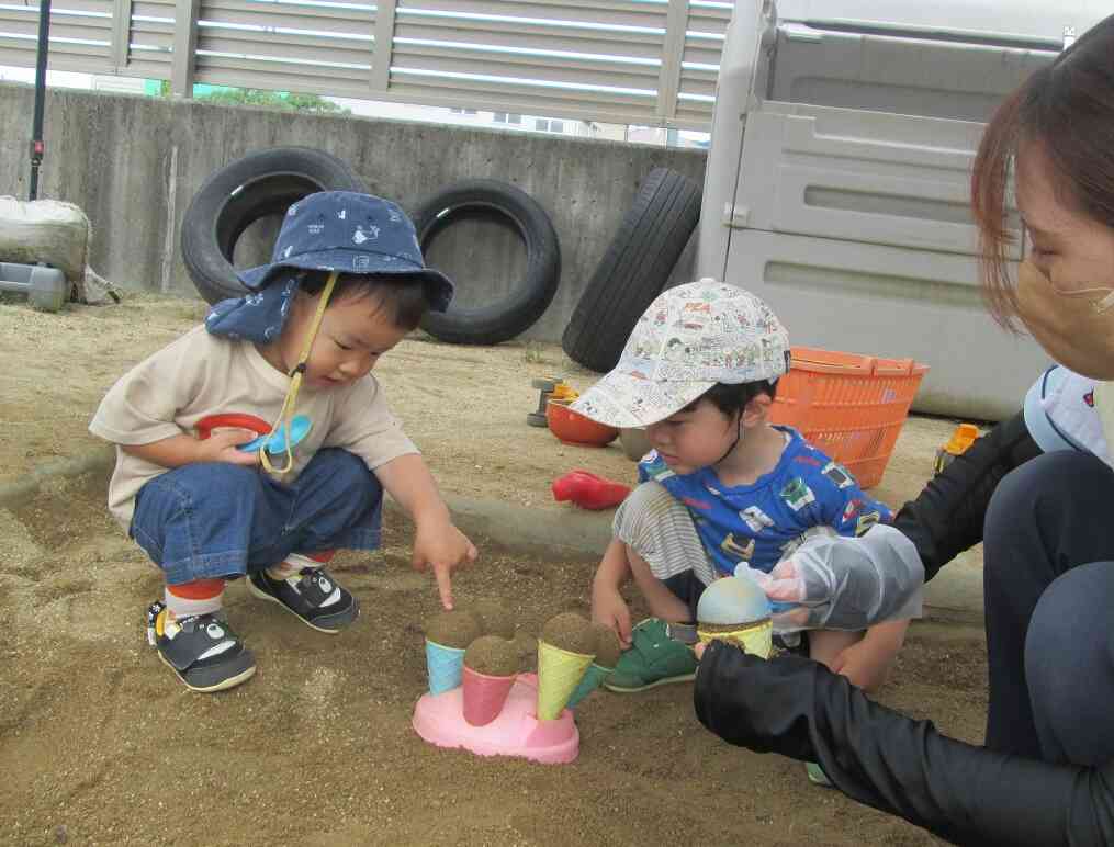 アイスクリーム屋さんの開店です！