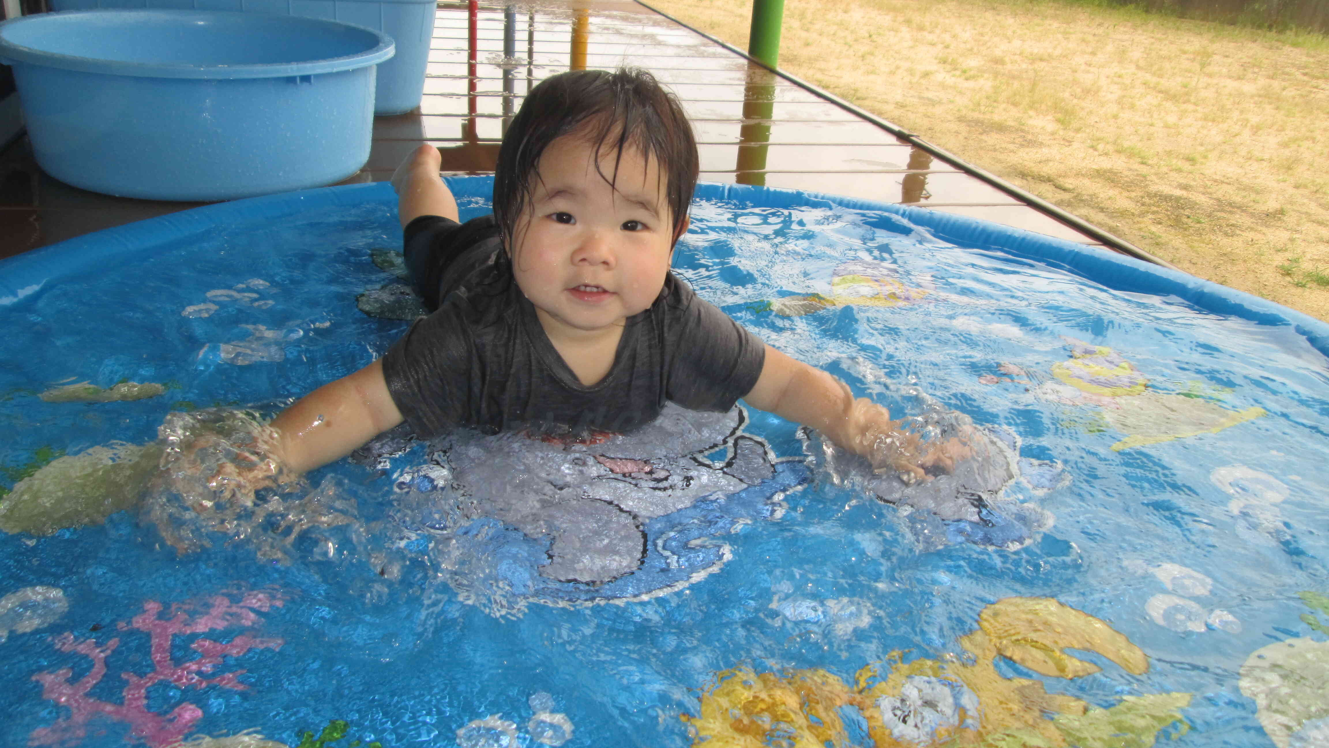 みて～！もうお水がかかっても平気なの～！