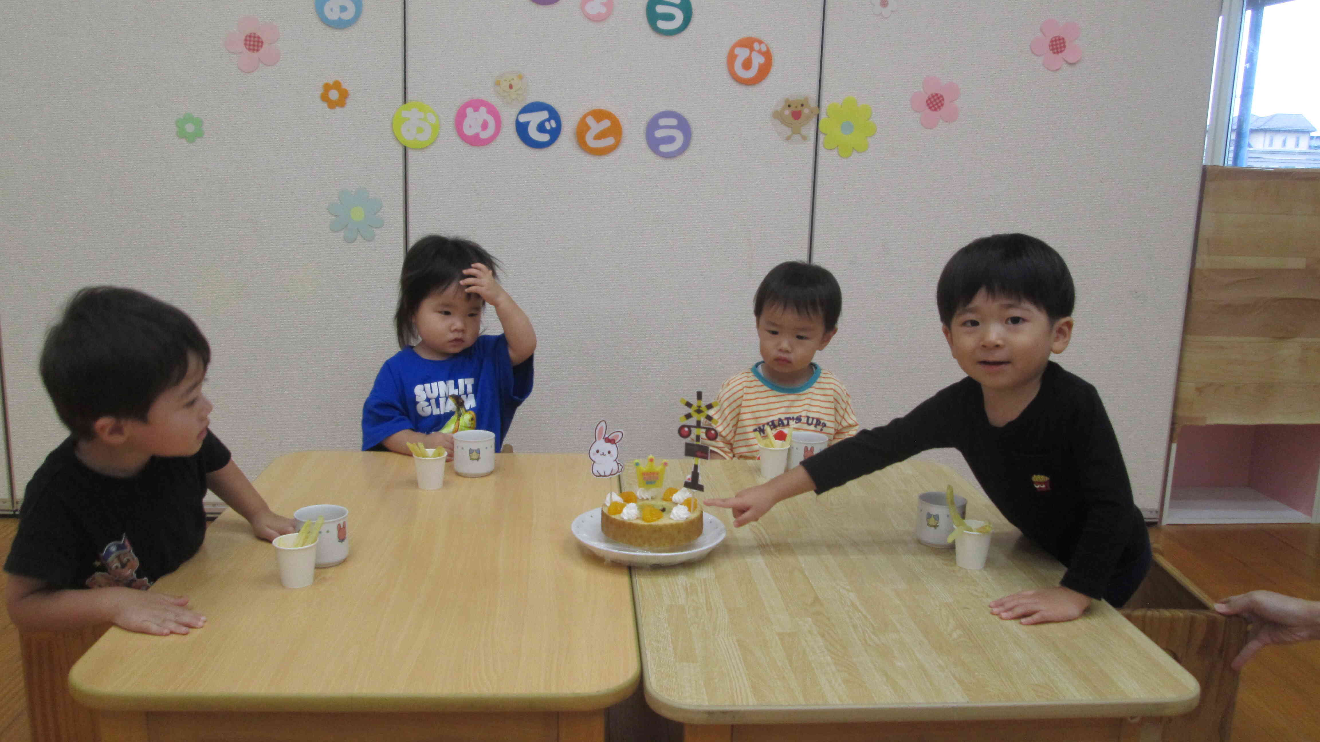 そして今日はお誕生日おやつです。リクエストのあった「ポテト」もありますよ