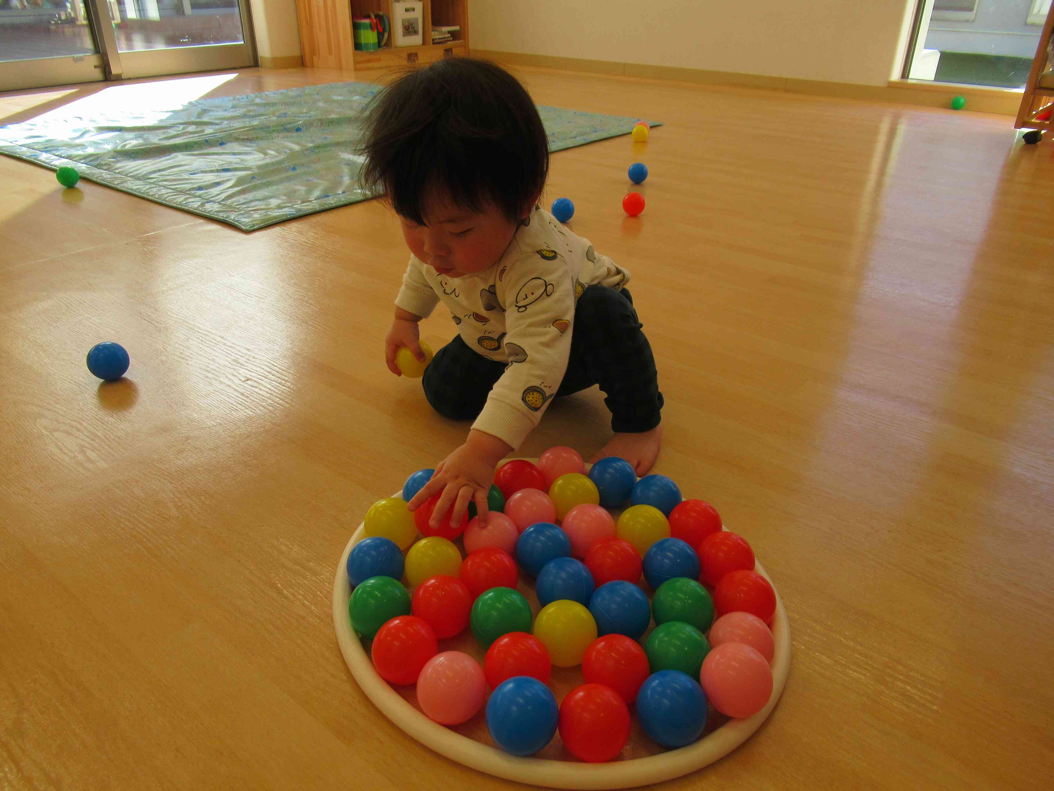 どのくらいボールが入るかな?