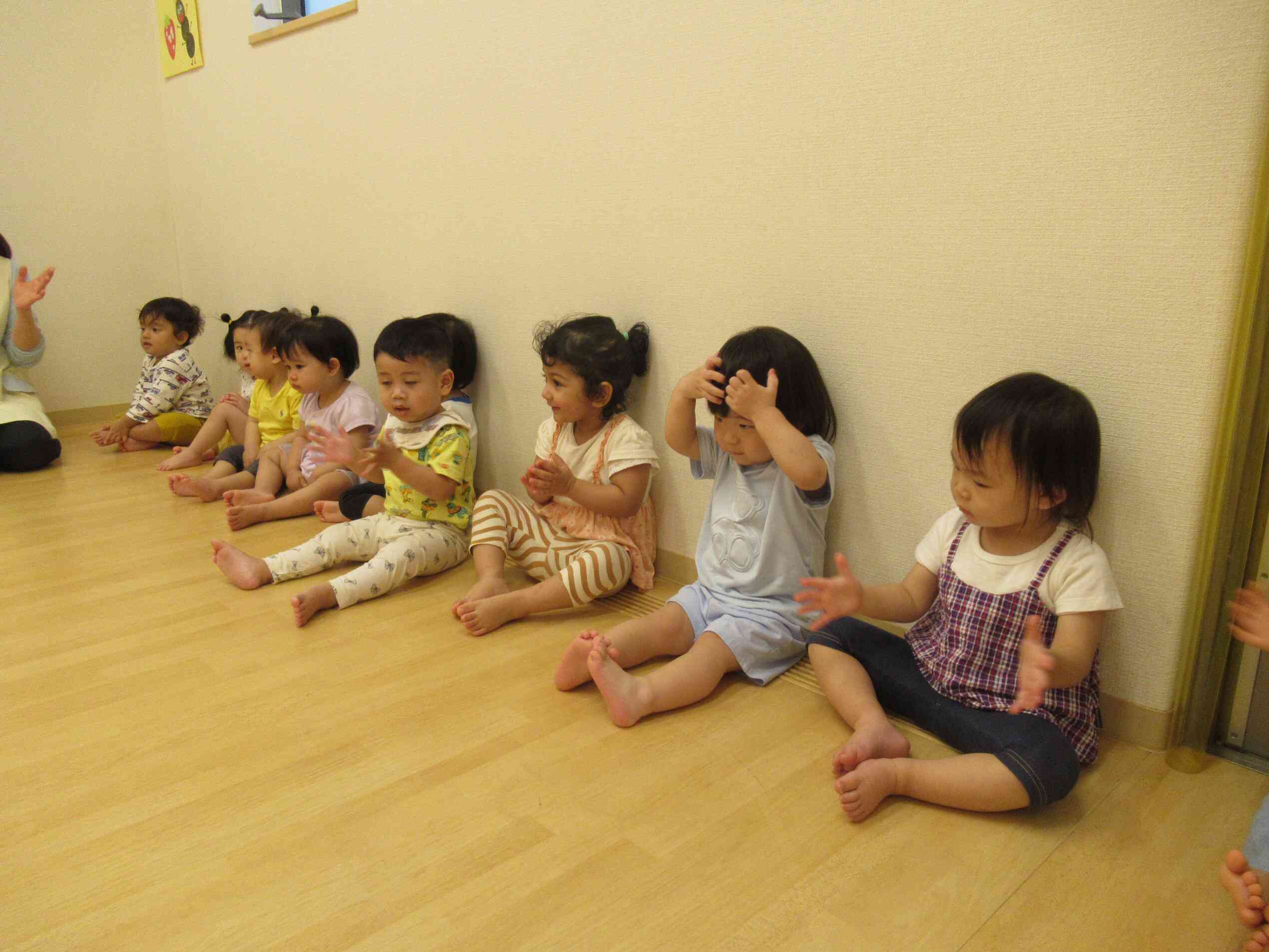 『英語教室』あひる組（1歳児）