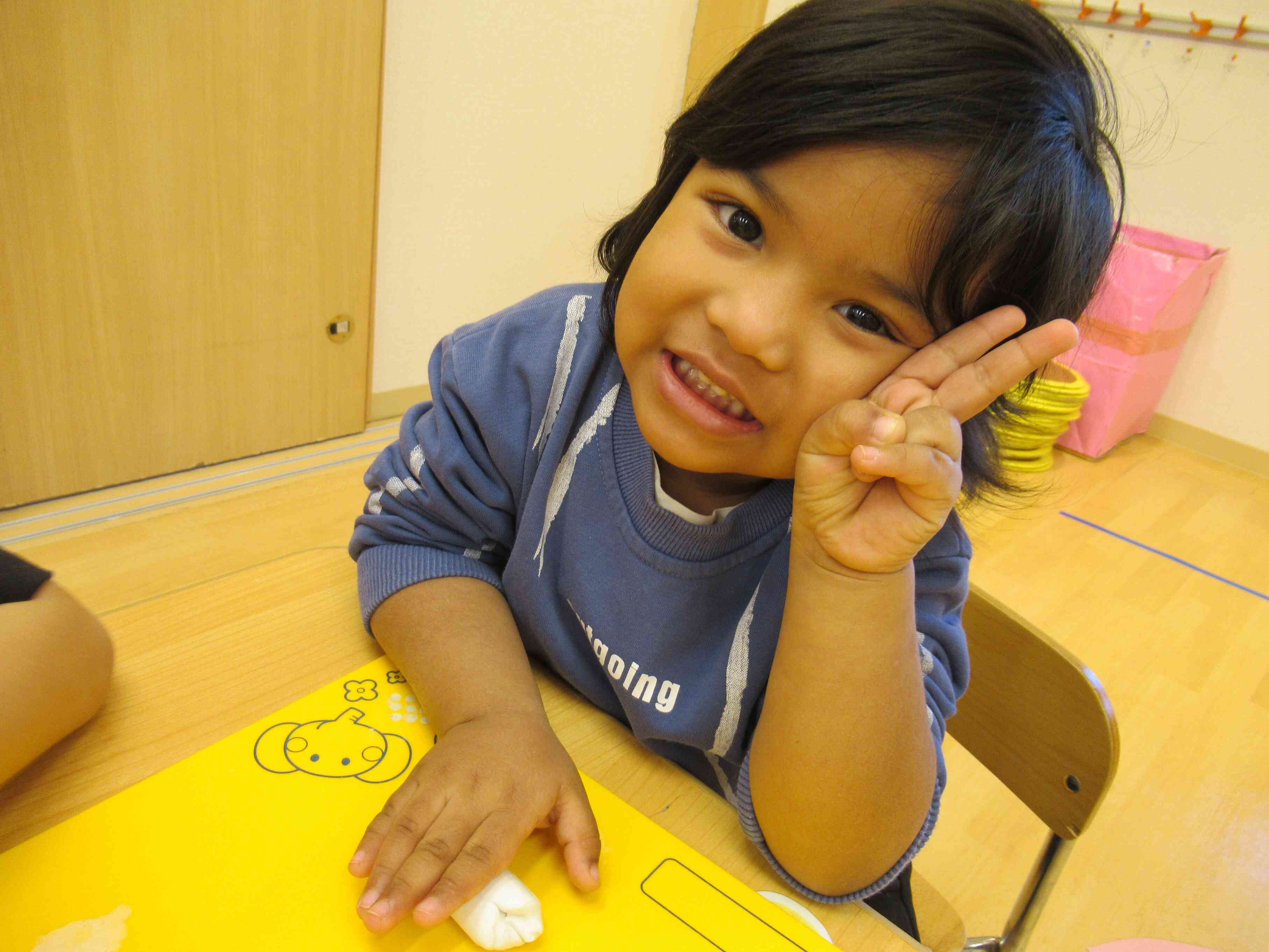 コネコネ～なにができるかな？