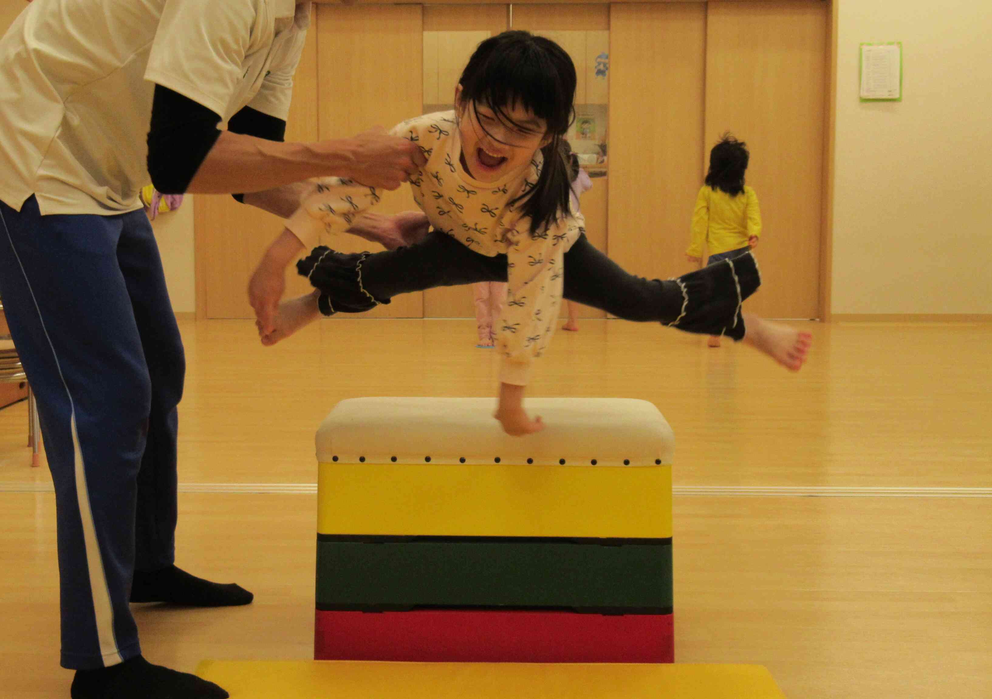 わ！やった跳べた！