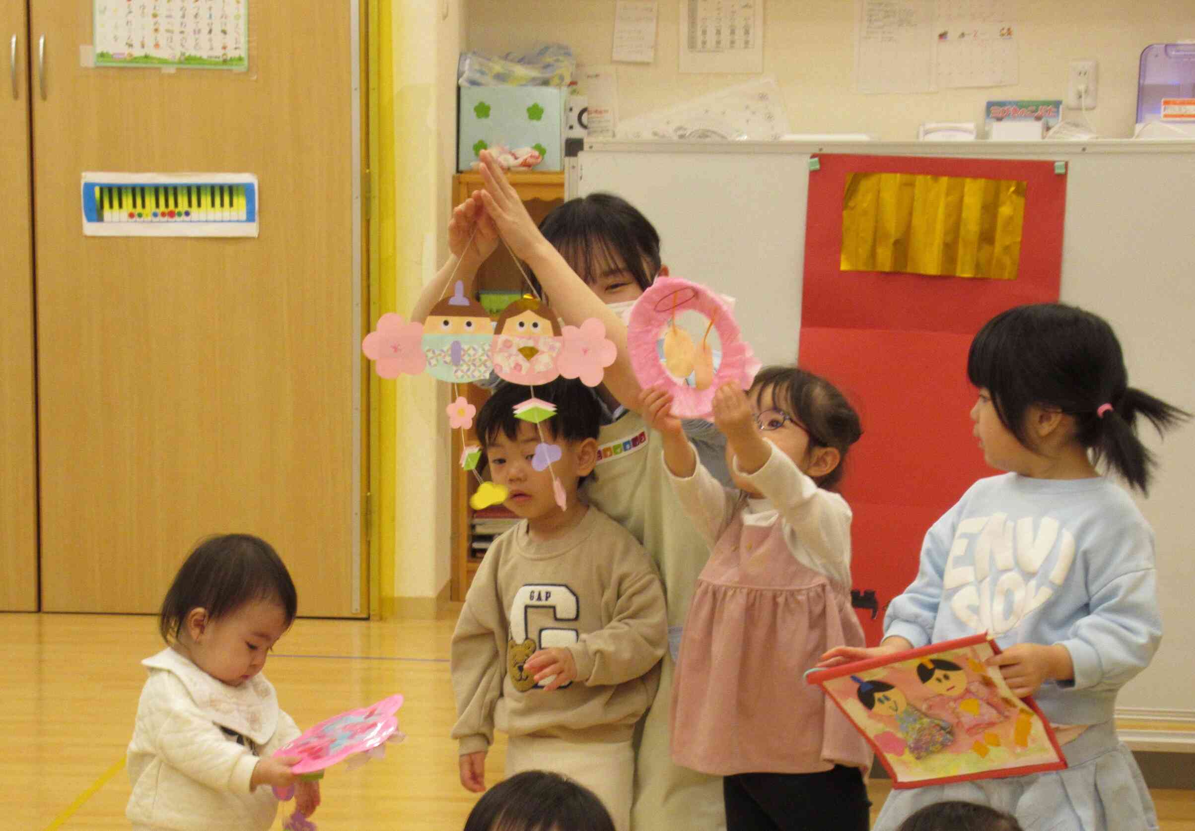 今日は楽しいひなまつり会♪