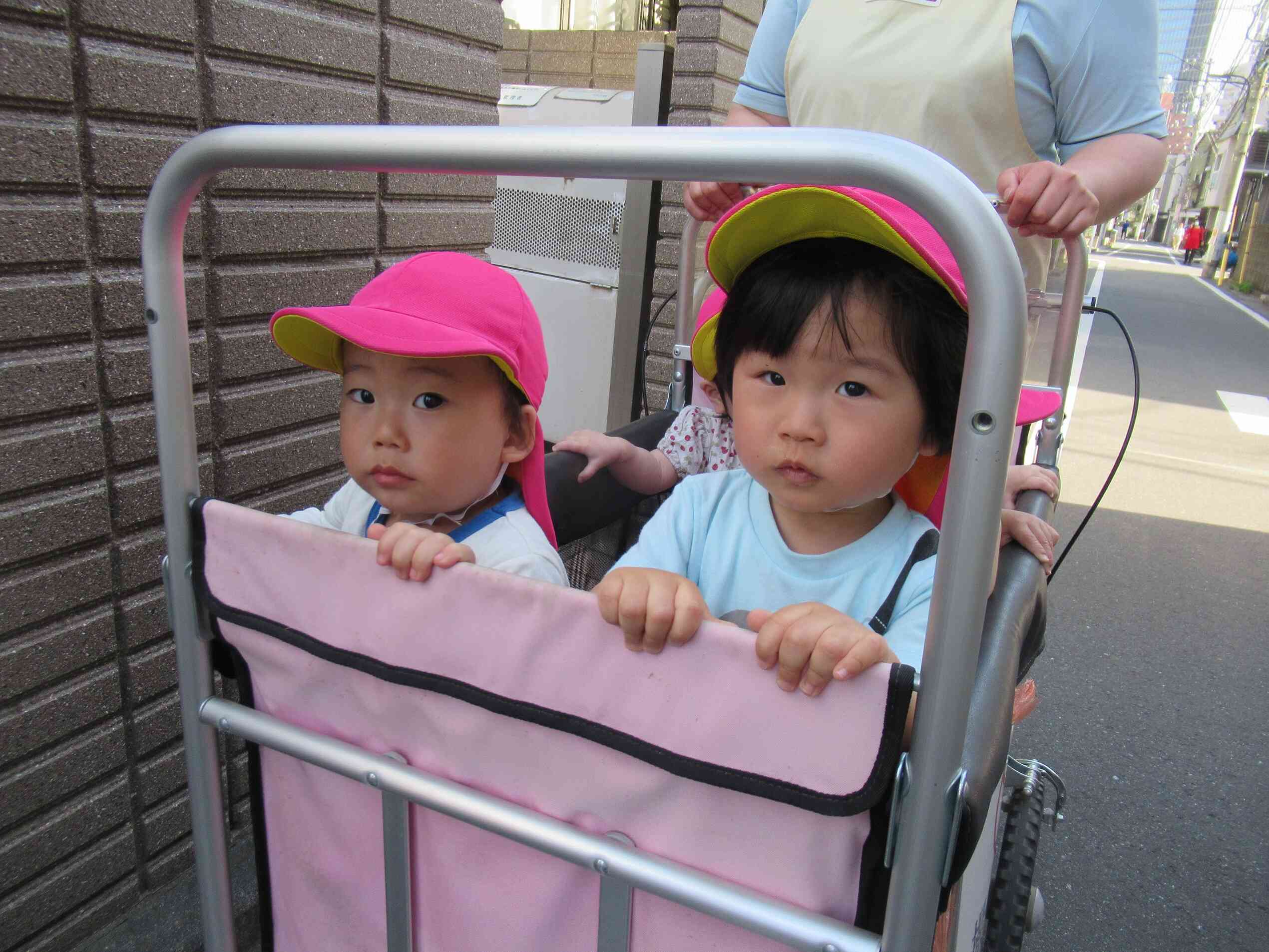 ぞうさん公園へ　あひる組（1歳児）