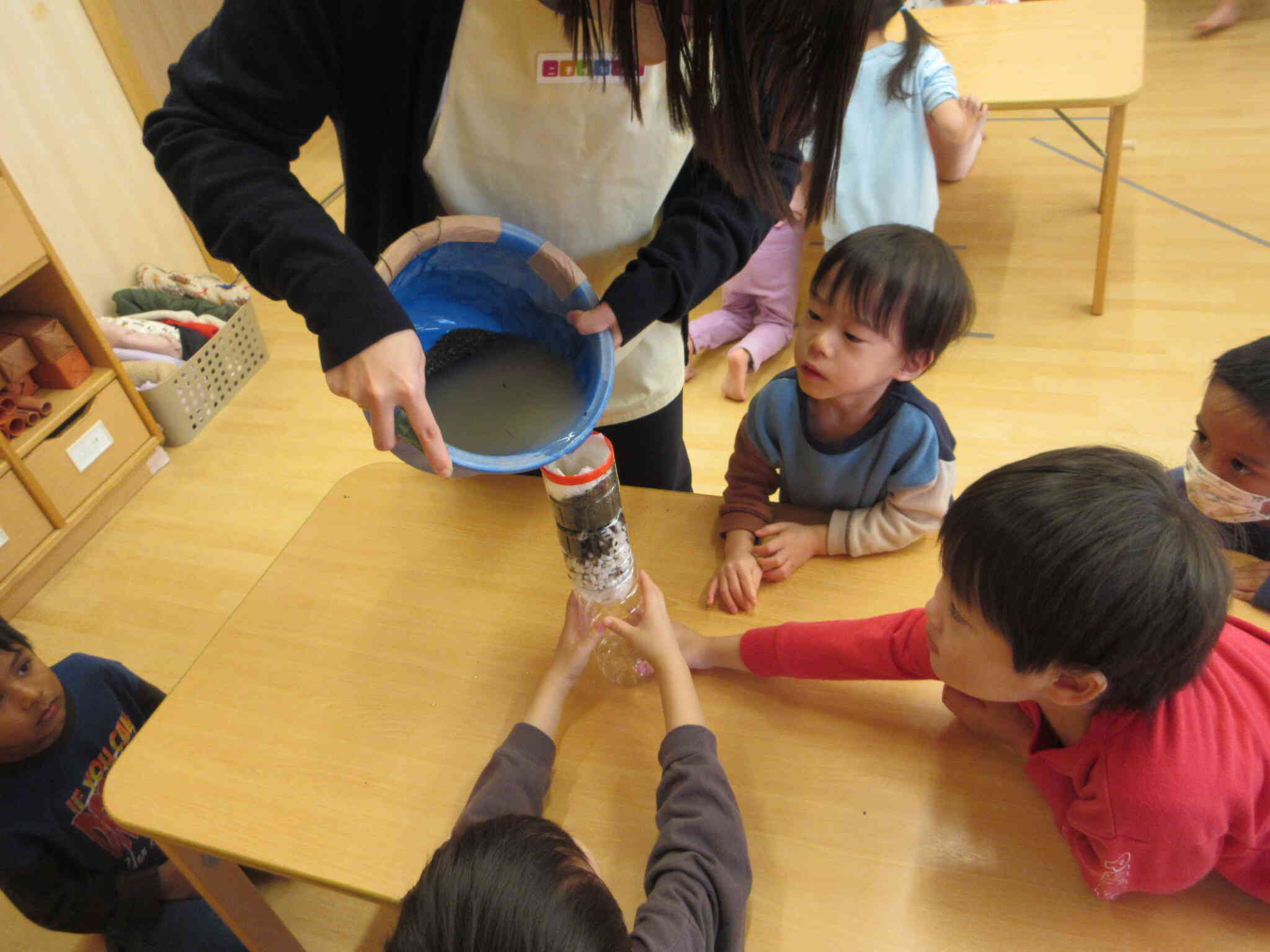 もっと水いれてー！