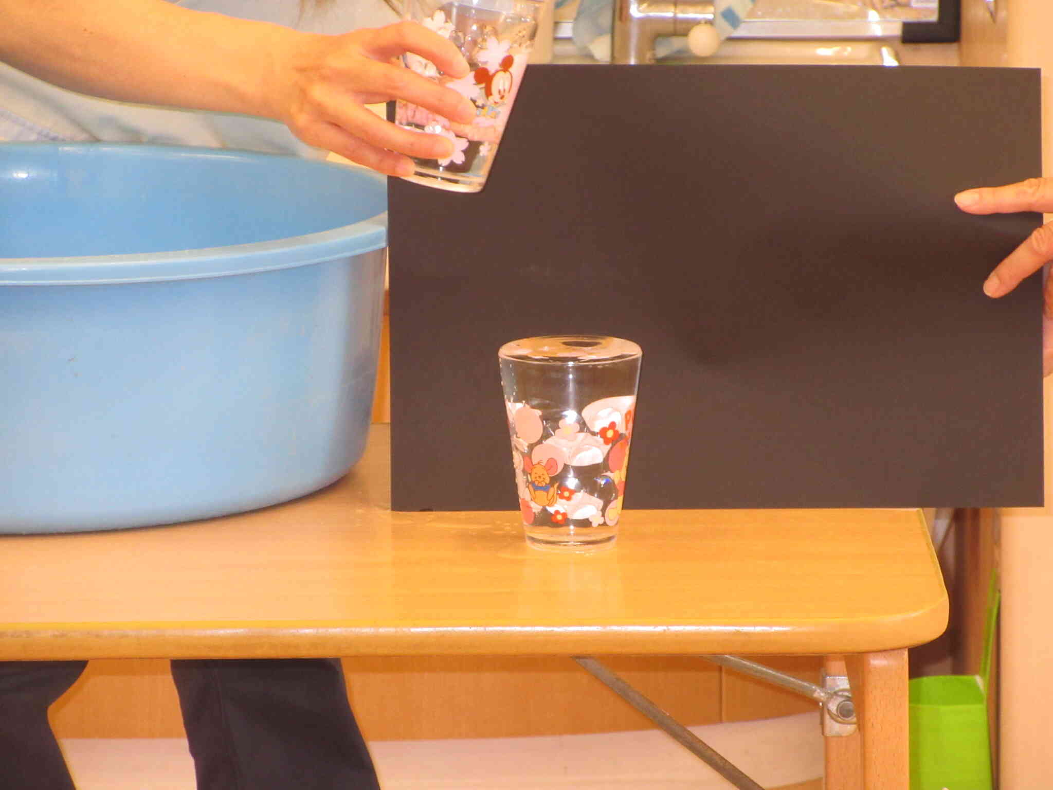 科学あそび(水の不思議)