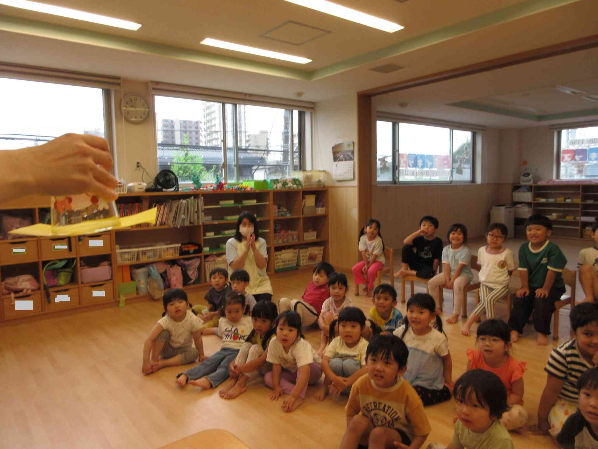 画用紙でもこぼれないよ！！