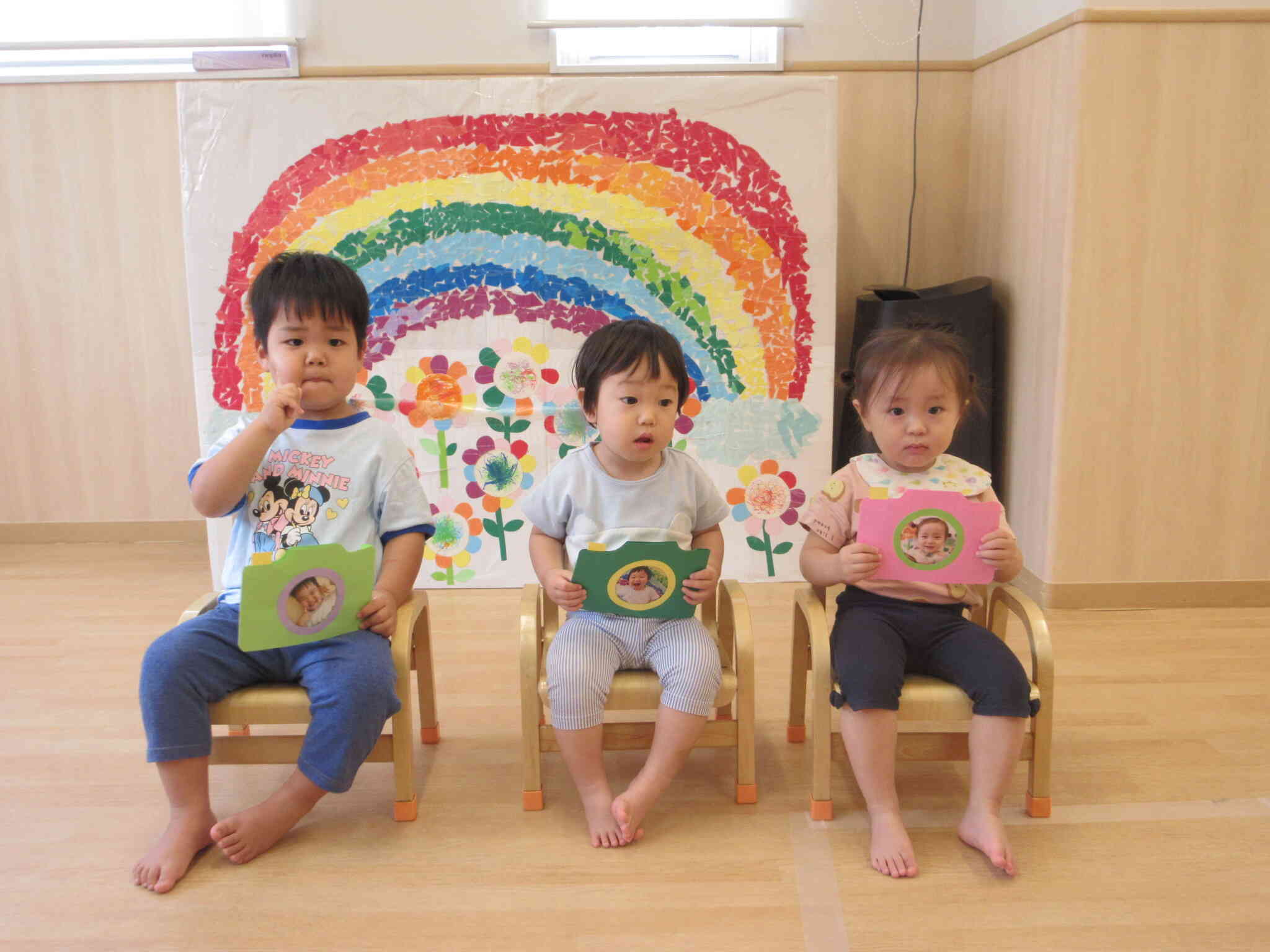 ０・１・２歳児クラスさんもお誕生会♪