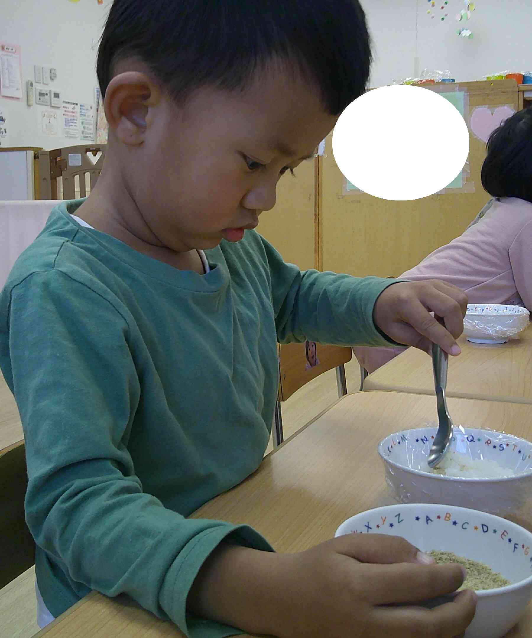 11月　食育「おにぎりを作ろう」