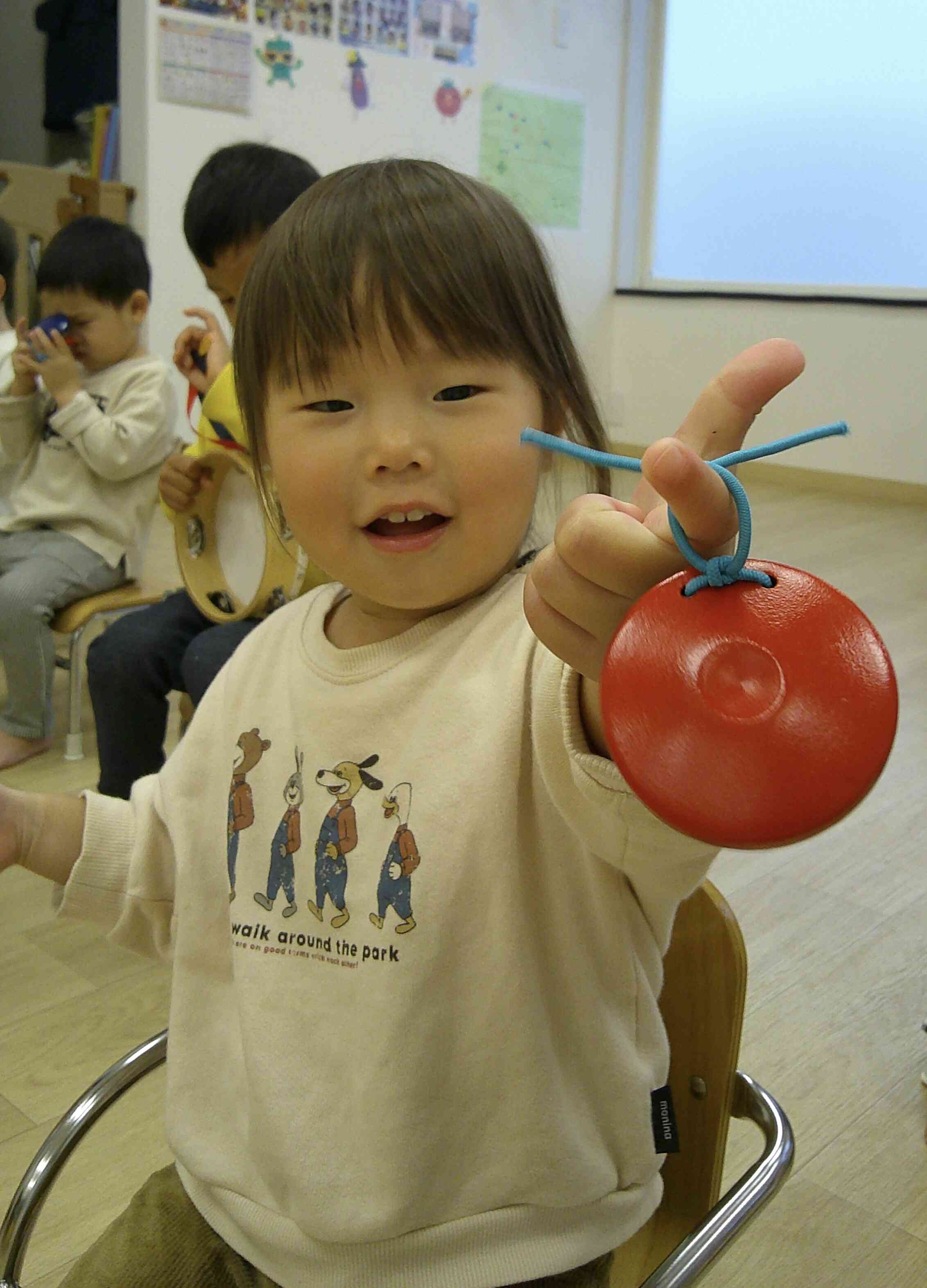 あひる組(1歳児）12月の様子①