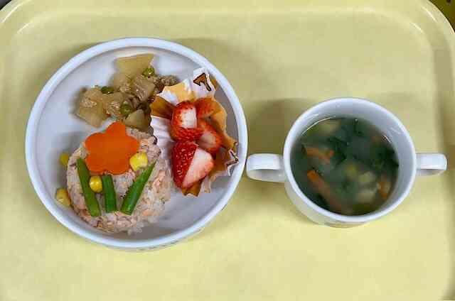 3月3日の給食を紹介します♪