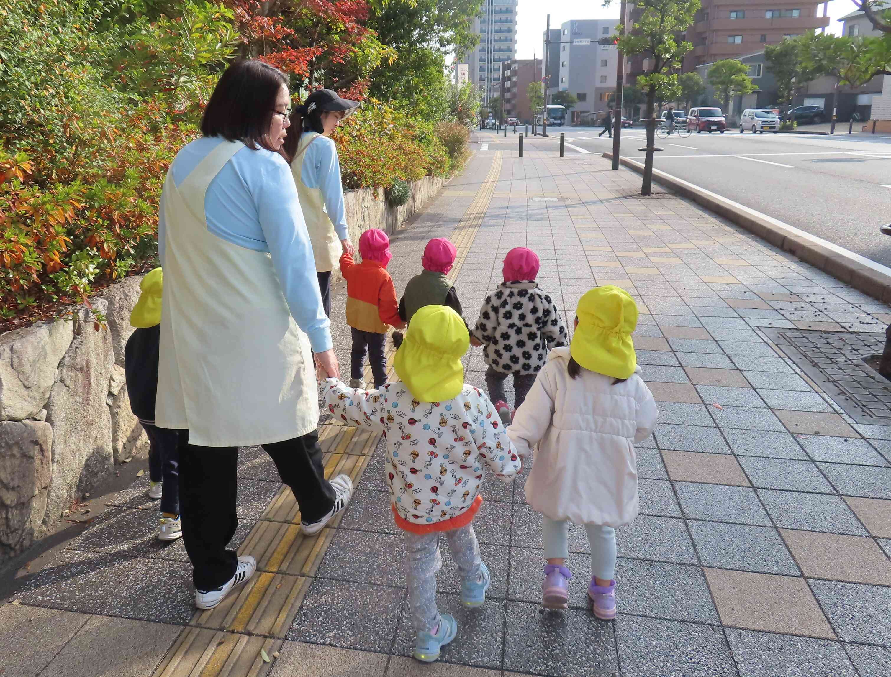 一緒にお散歩♪（あひる組・うさぎ組）