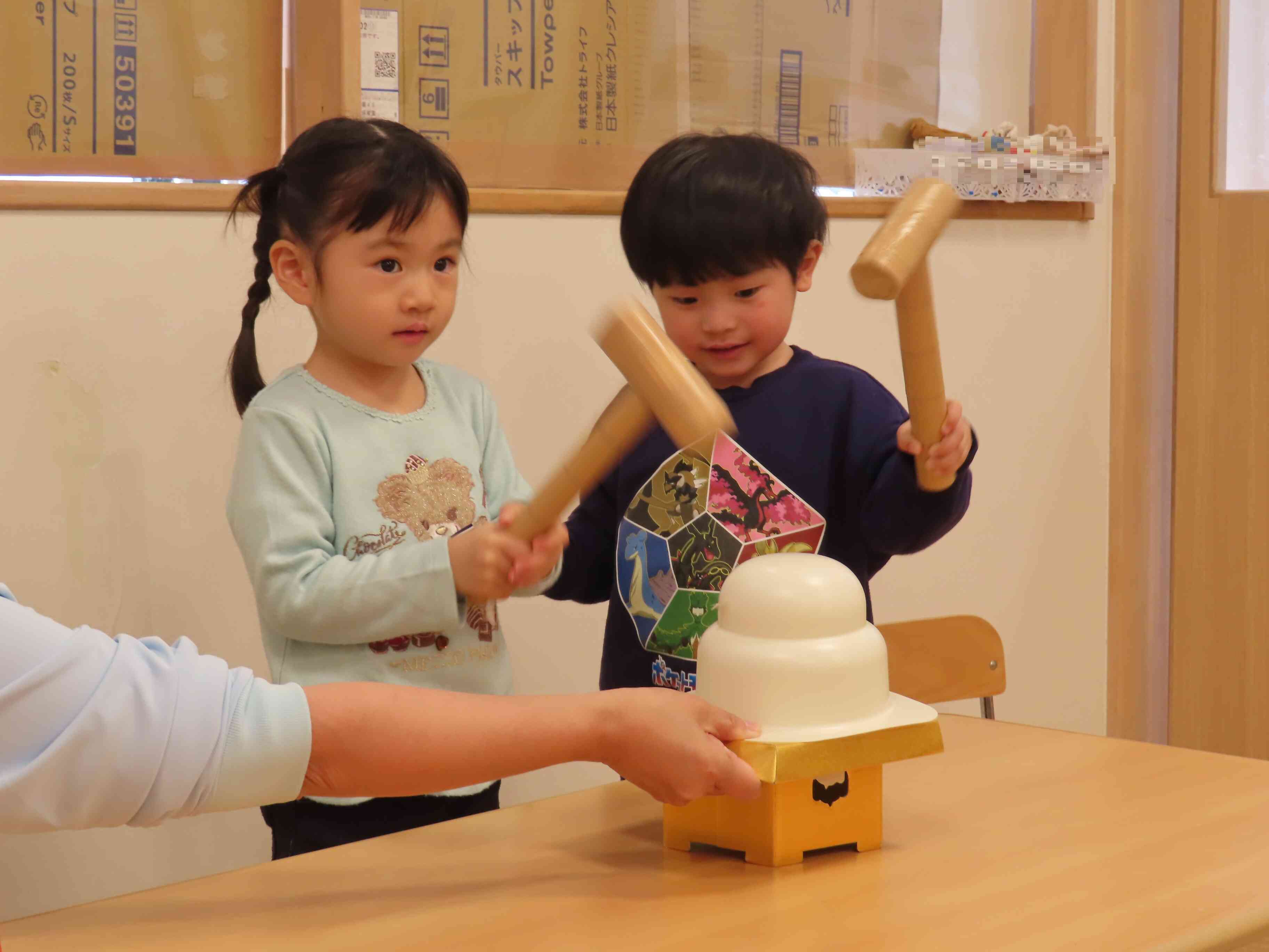 1月の食育活動（鏡開き）