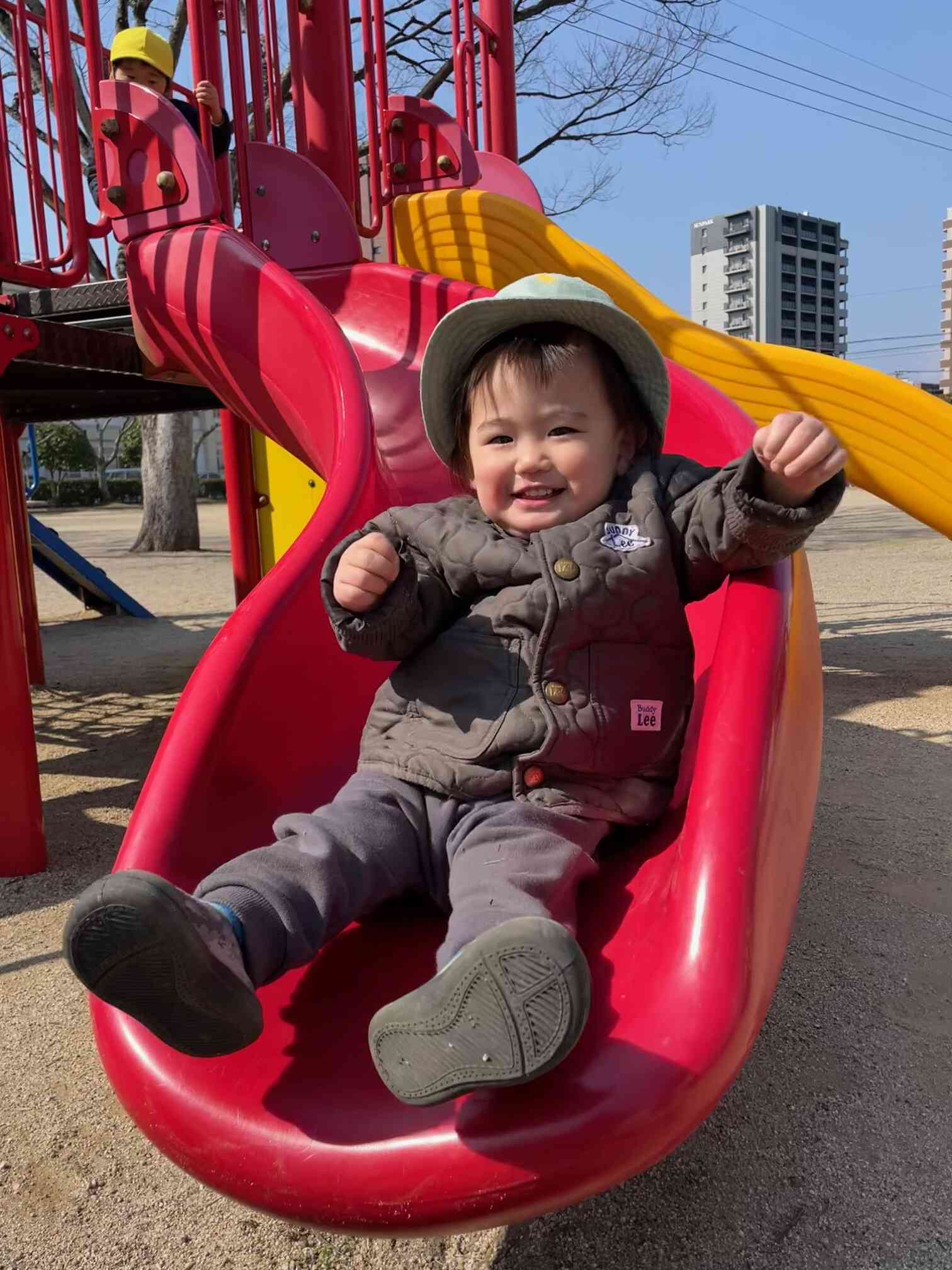 上手に滑り台出来るよ☆