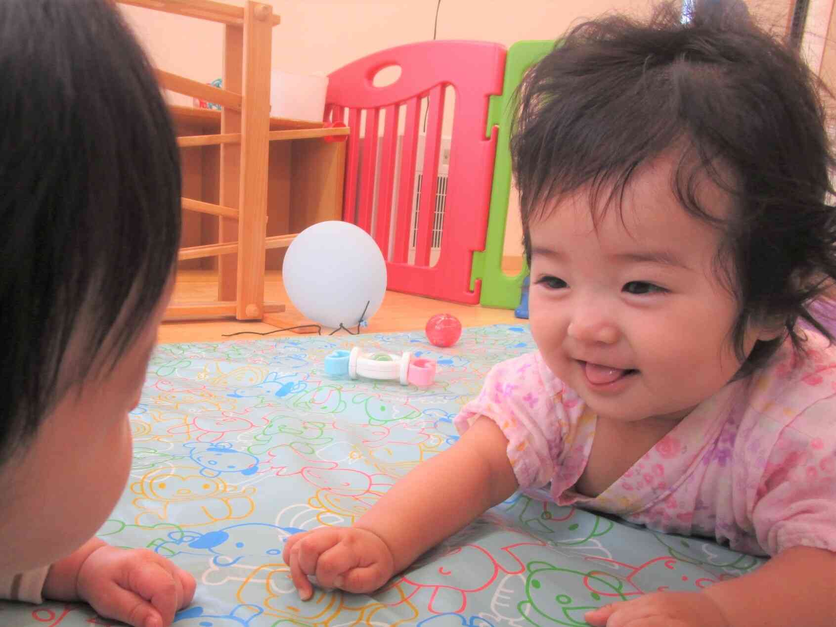 新しいお友だち(0歳児)