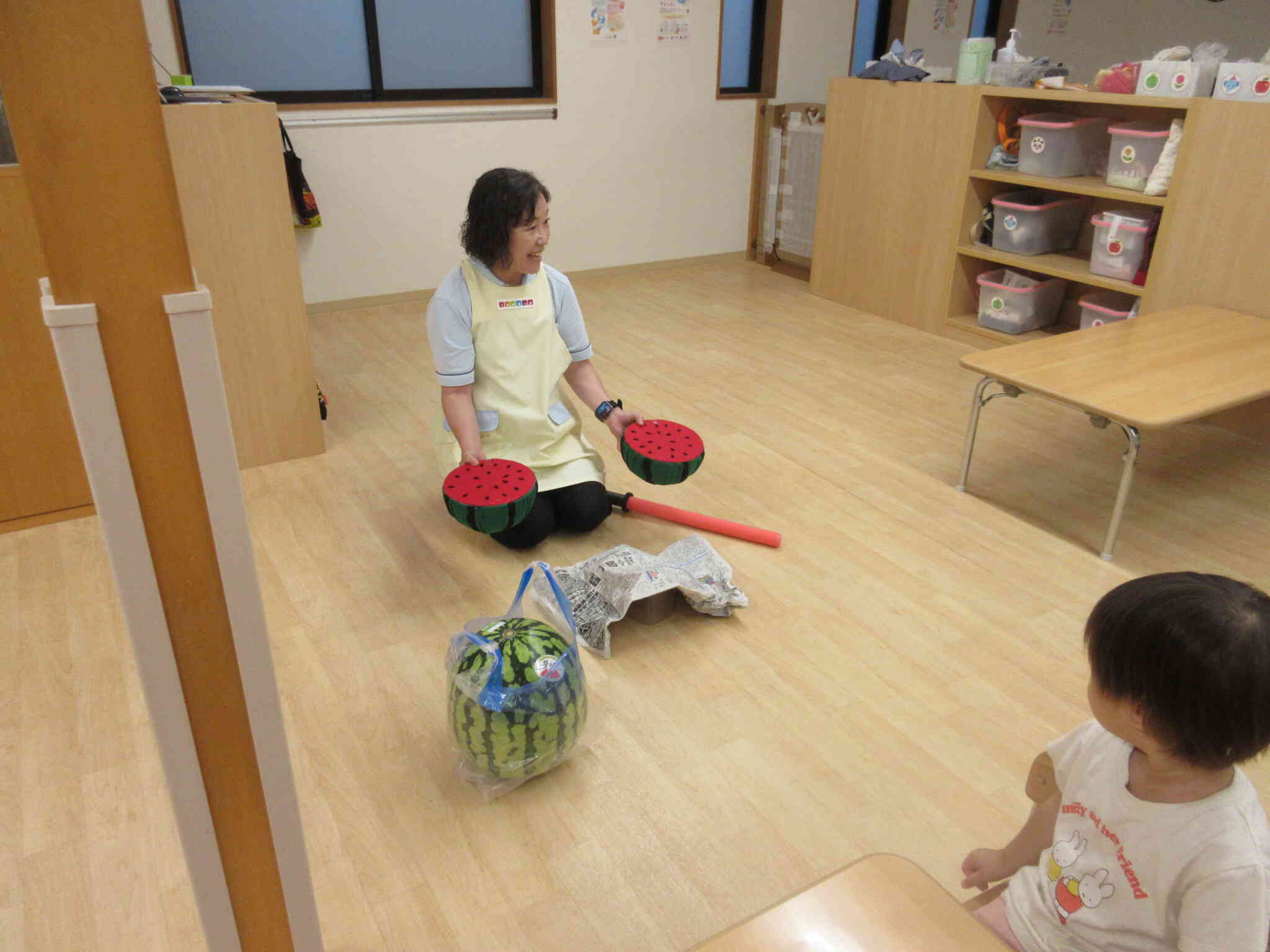 すいか割りをみんなで楽しもう♪