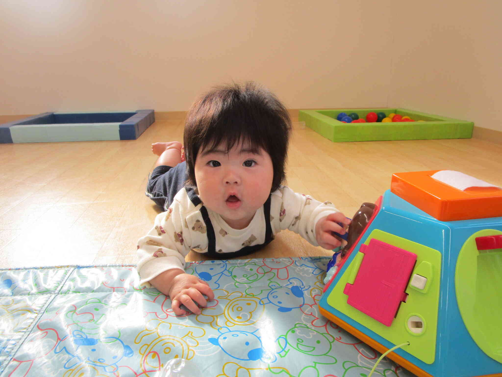 新しいお友達(0歳児クラス)