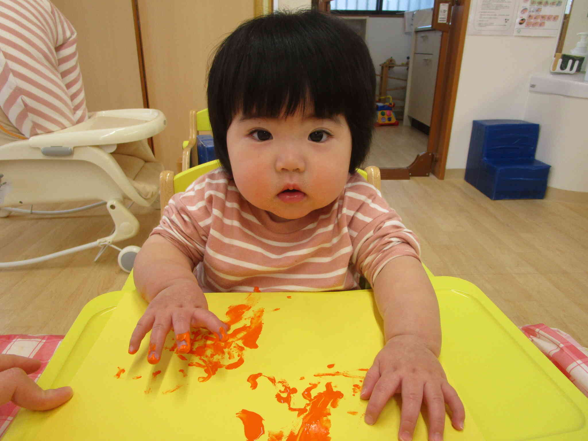 絵の具を触ってみました