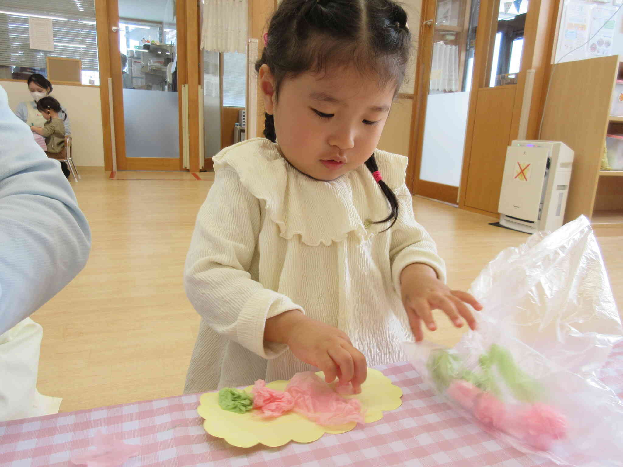 鬼のお面製作（1歳児）