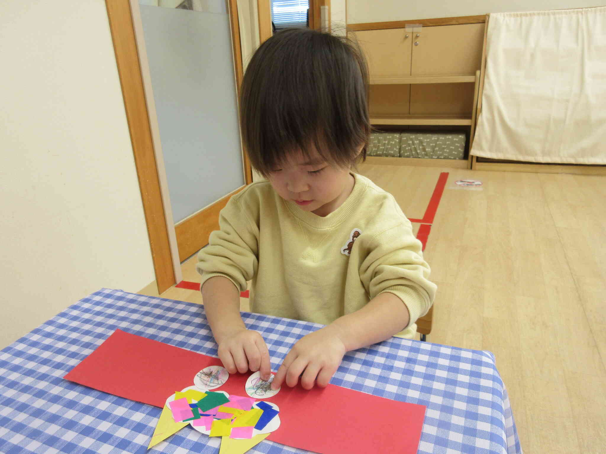 鬼のお面製作（2歳児）