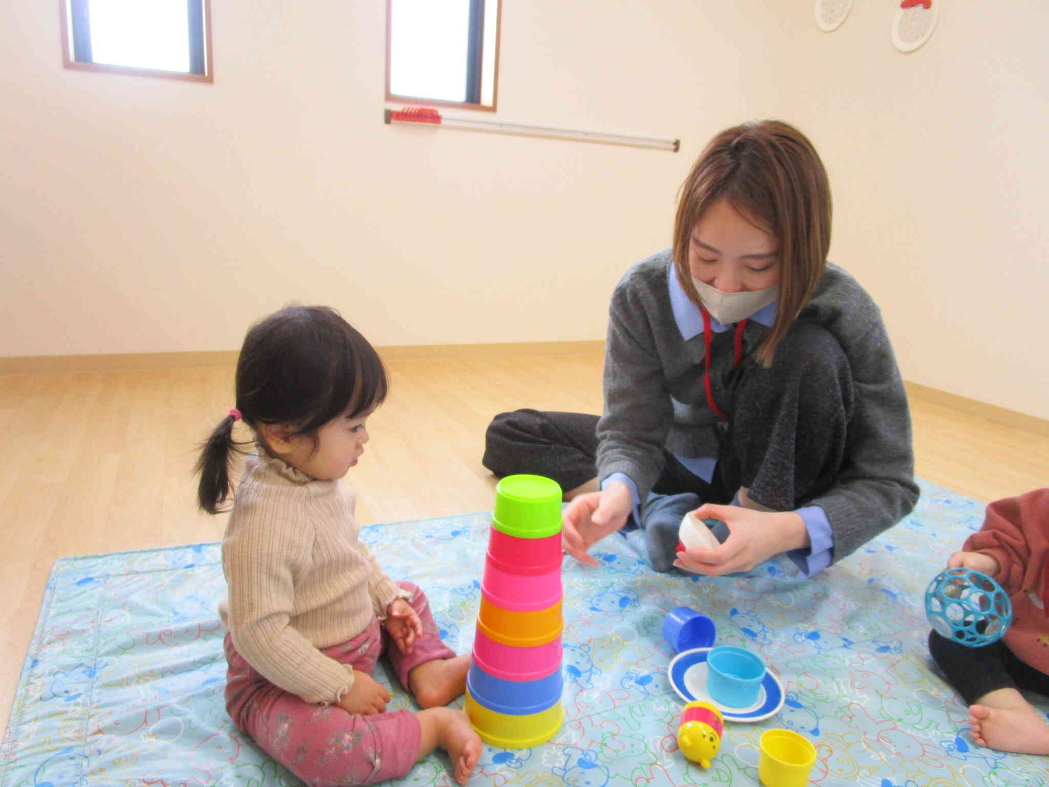 お気に入りのおもちゃで一緒に遊びました