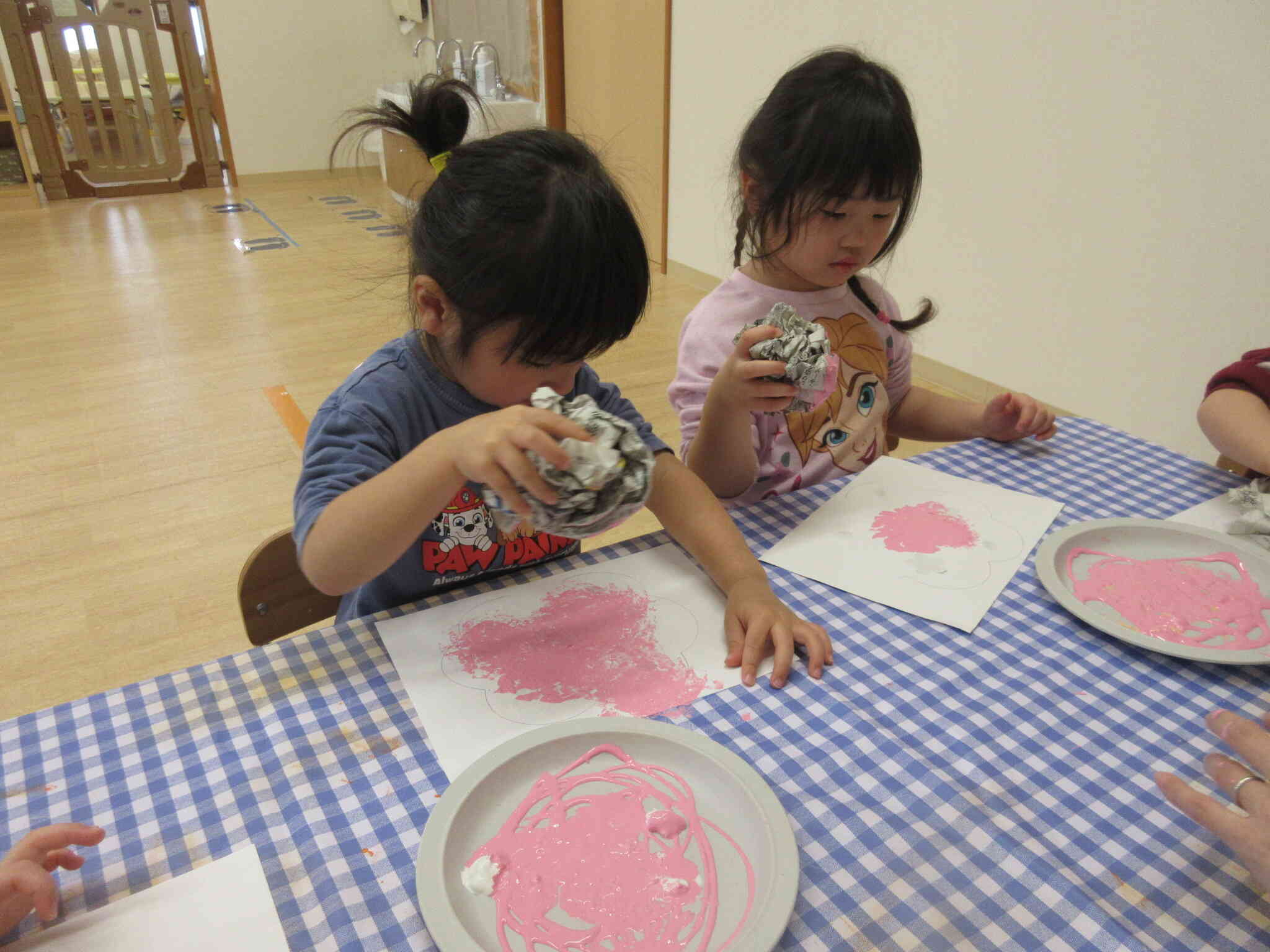 春の製作（2歳児）