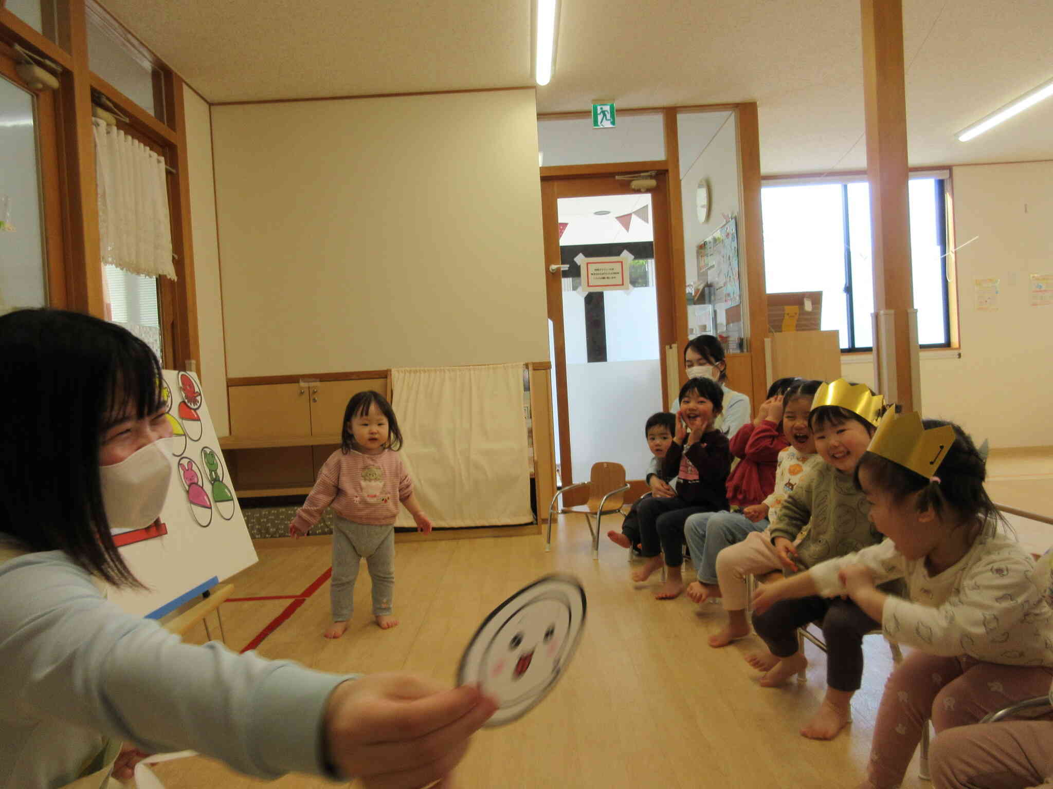 ガチャガチャから何が出てくるかな？