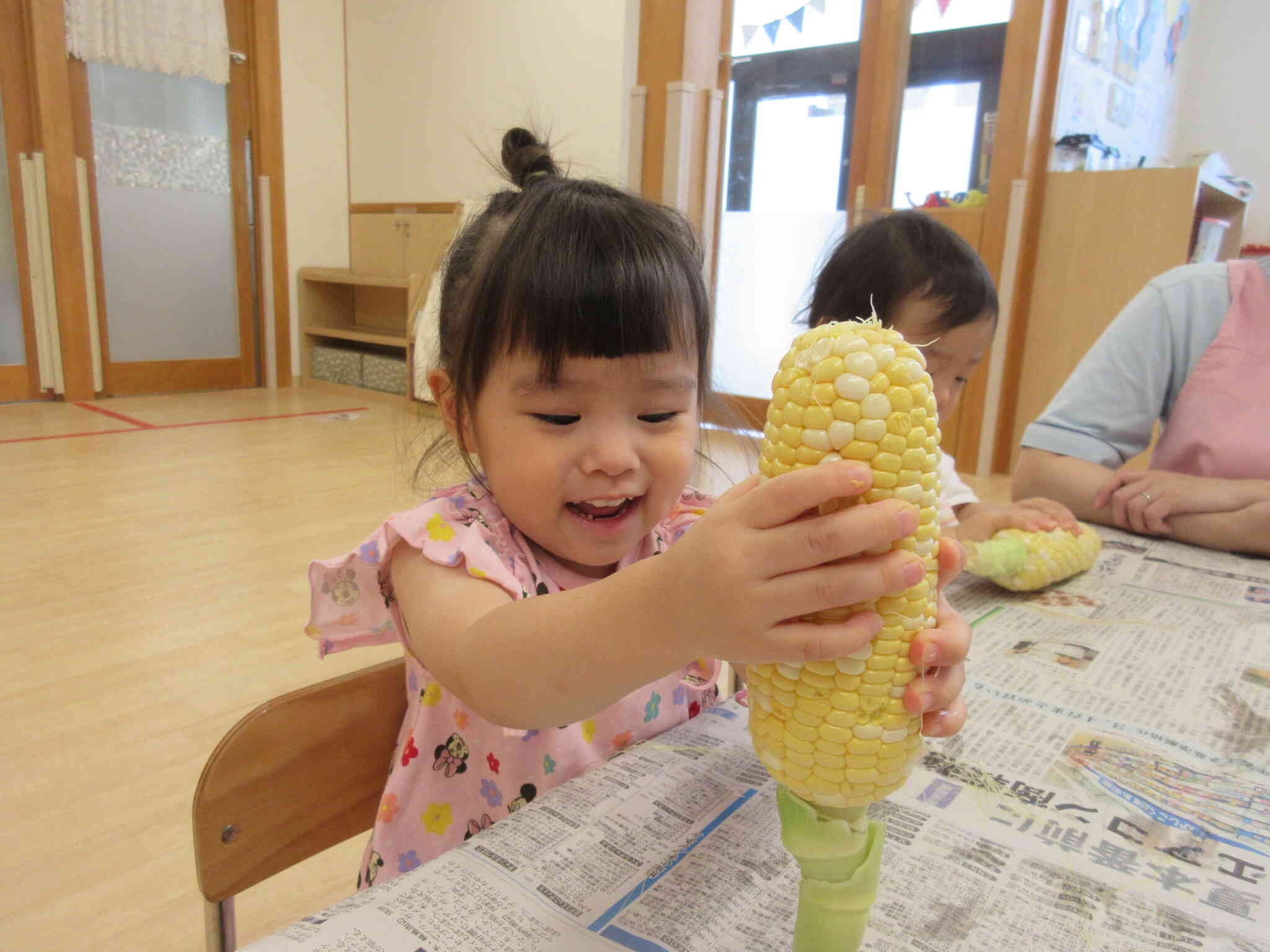 とうもろこしの皮上手にむけたよ。