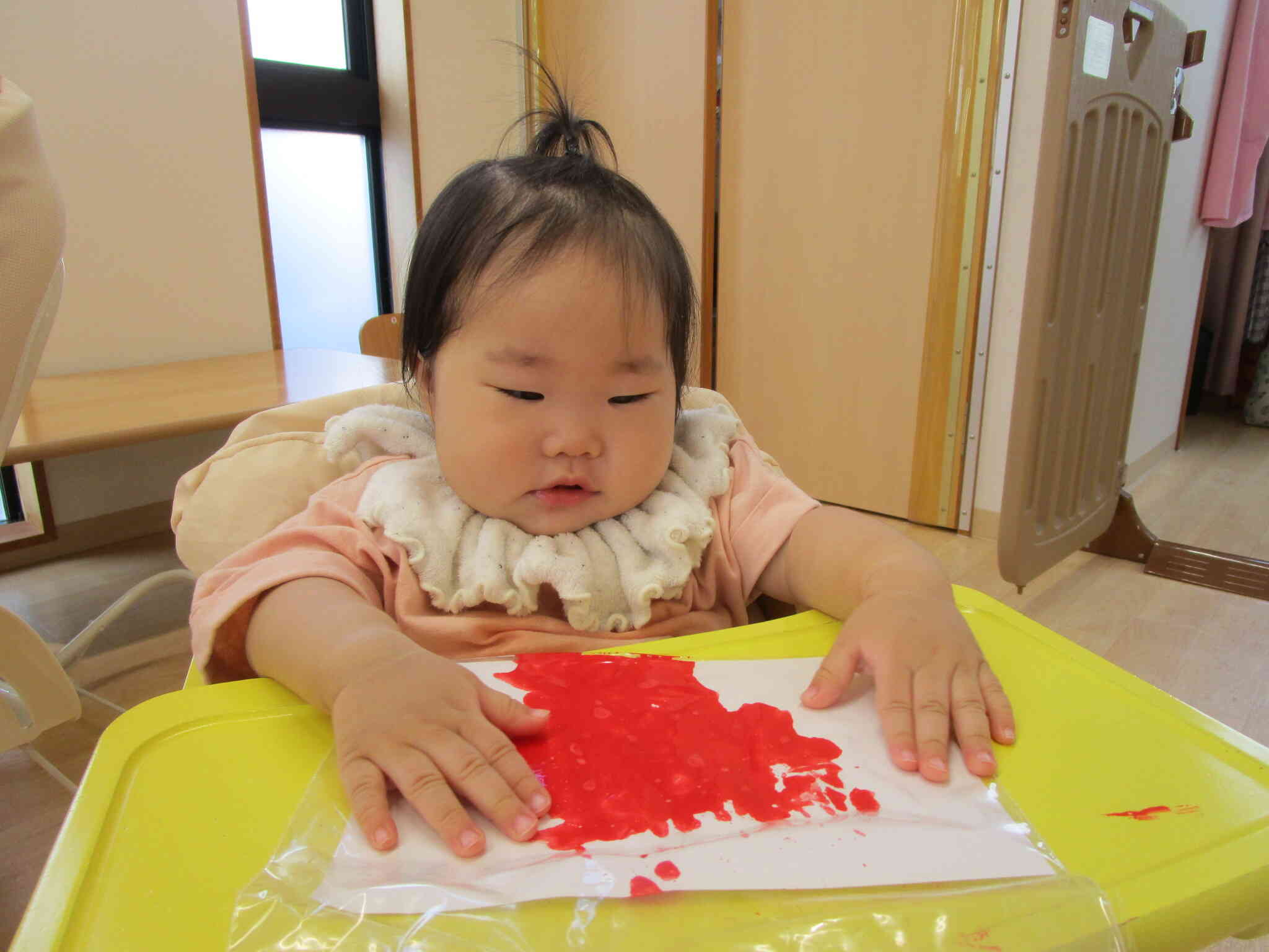 袋の上から「ぬりぬり」