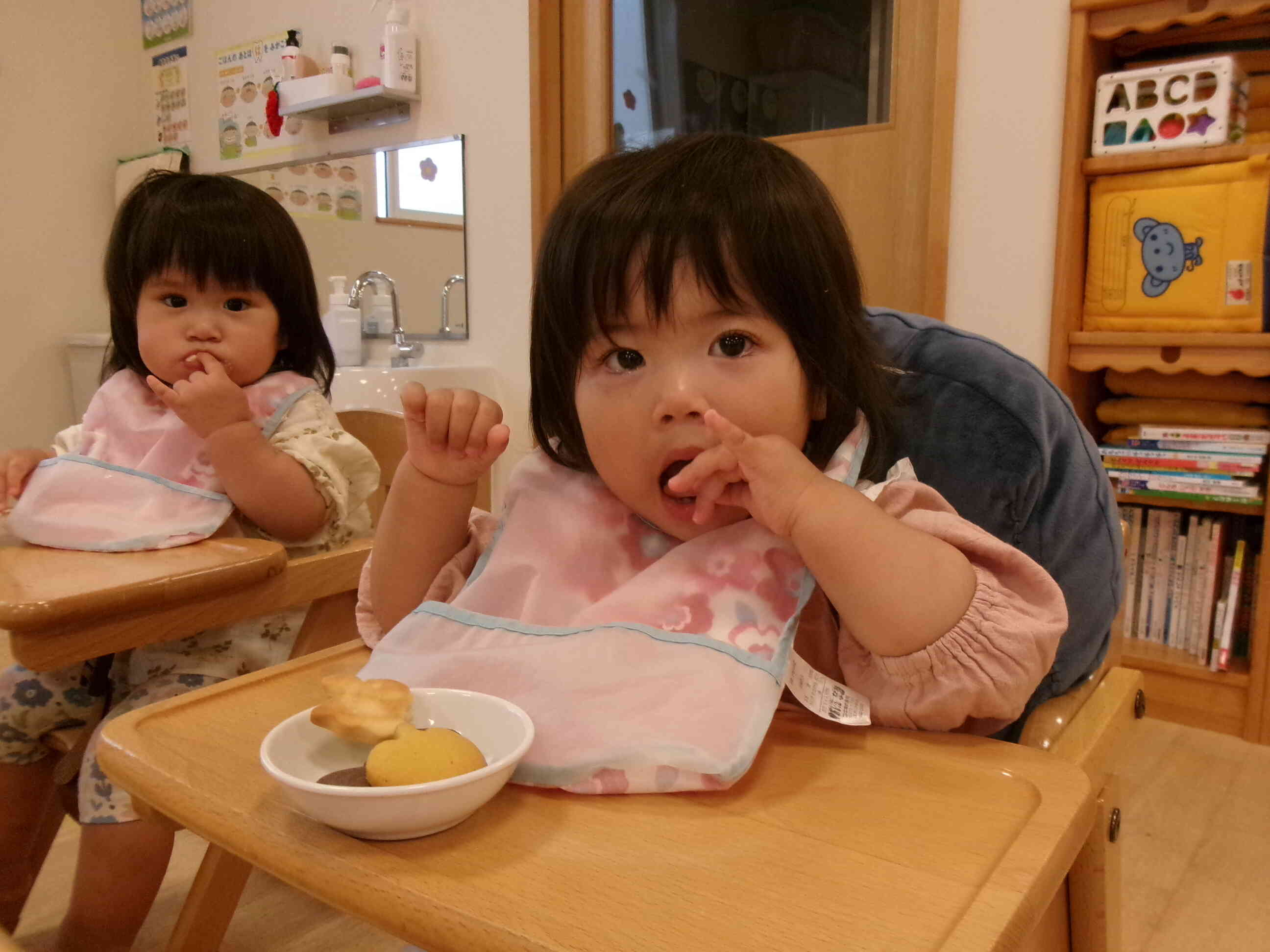 おやつもハロウィンのクッキーだったよ