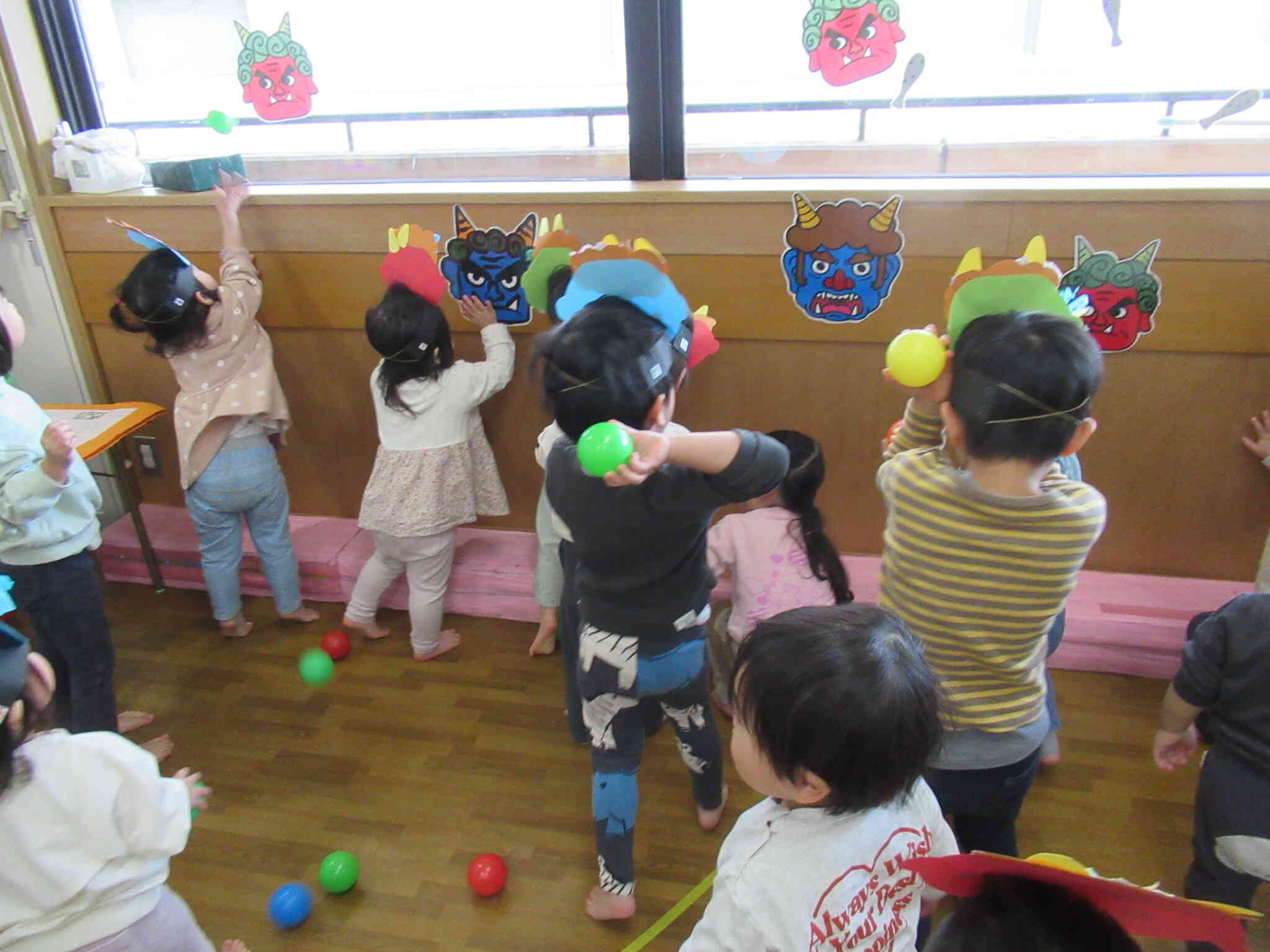 鬼は外！福は内！